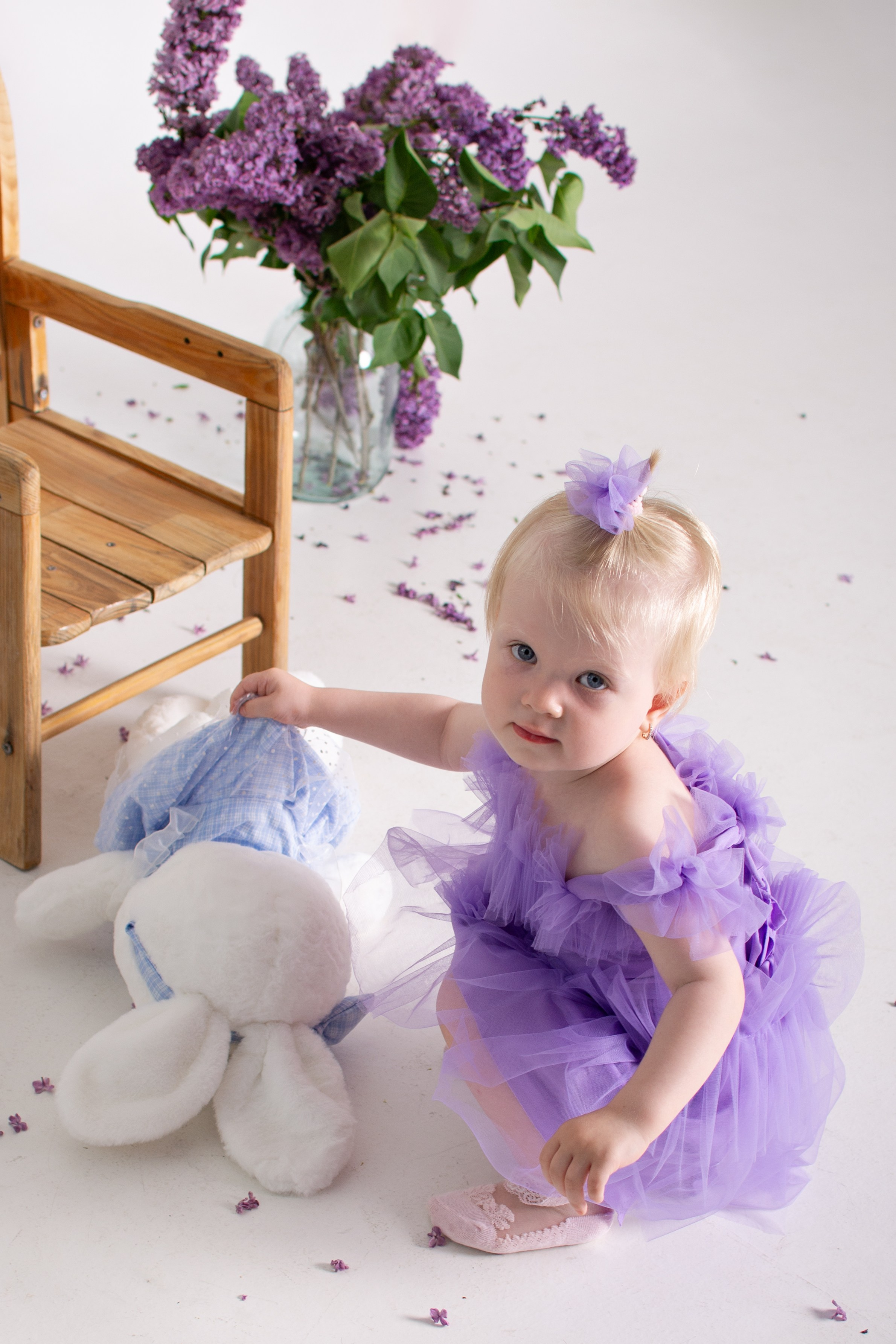 Маруся и сирень. Фотограф новорожденных в Темиртау и Караганде Любовь Жукова newborn