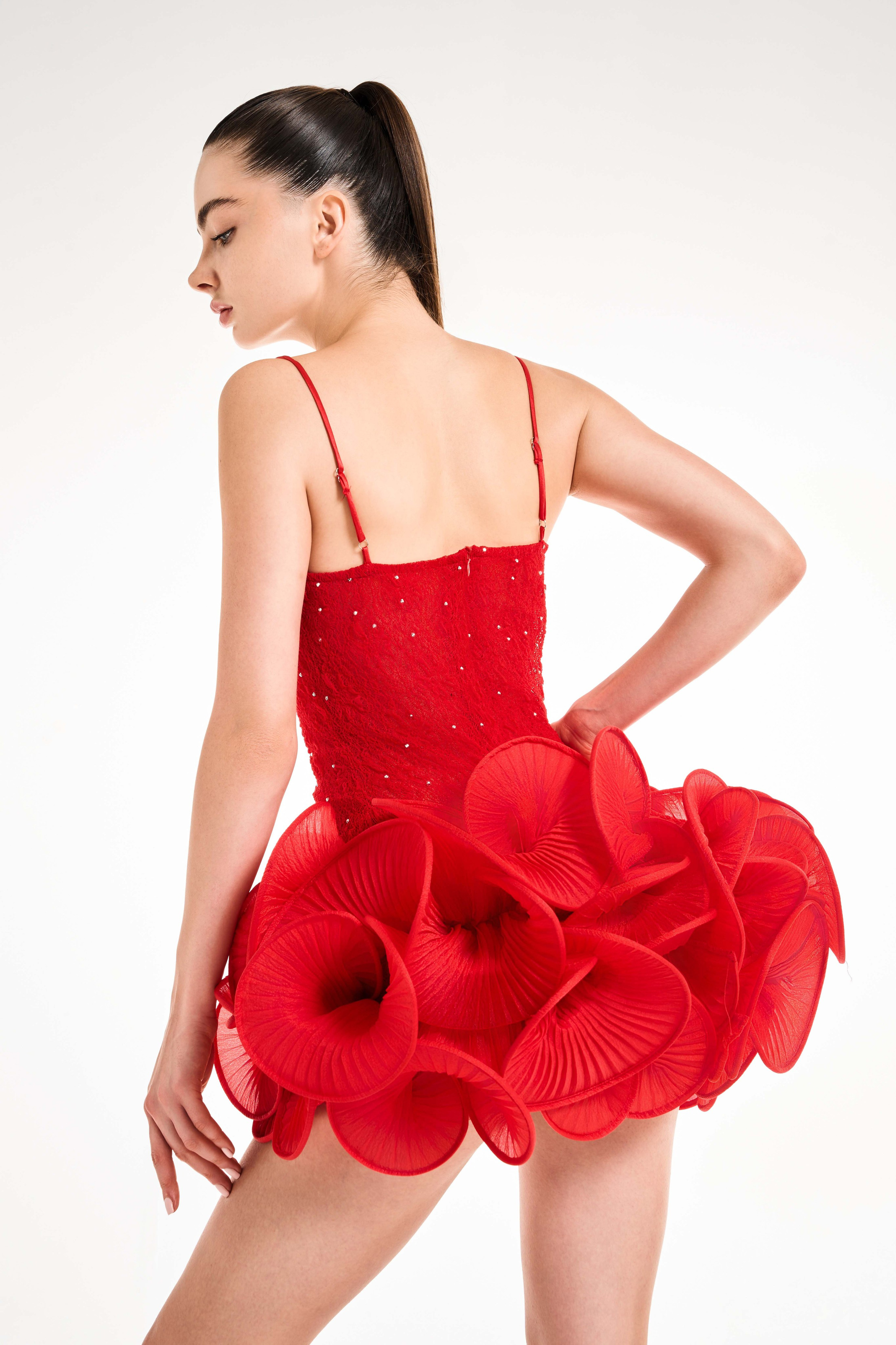 UNO ROBE SS25 LOOKBOOK. Spencer Danyil