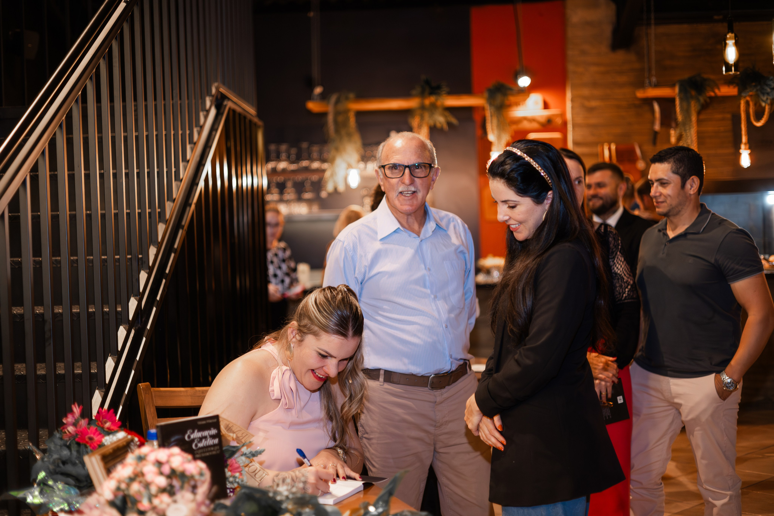 Lançamento de Livro Vivi Princival