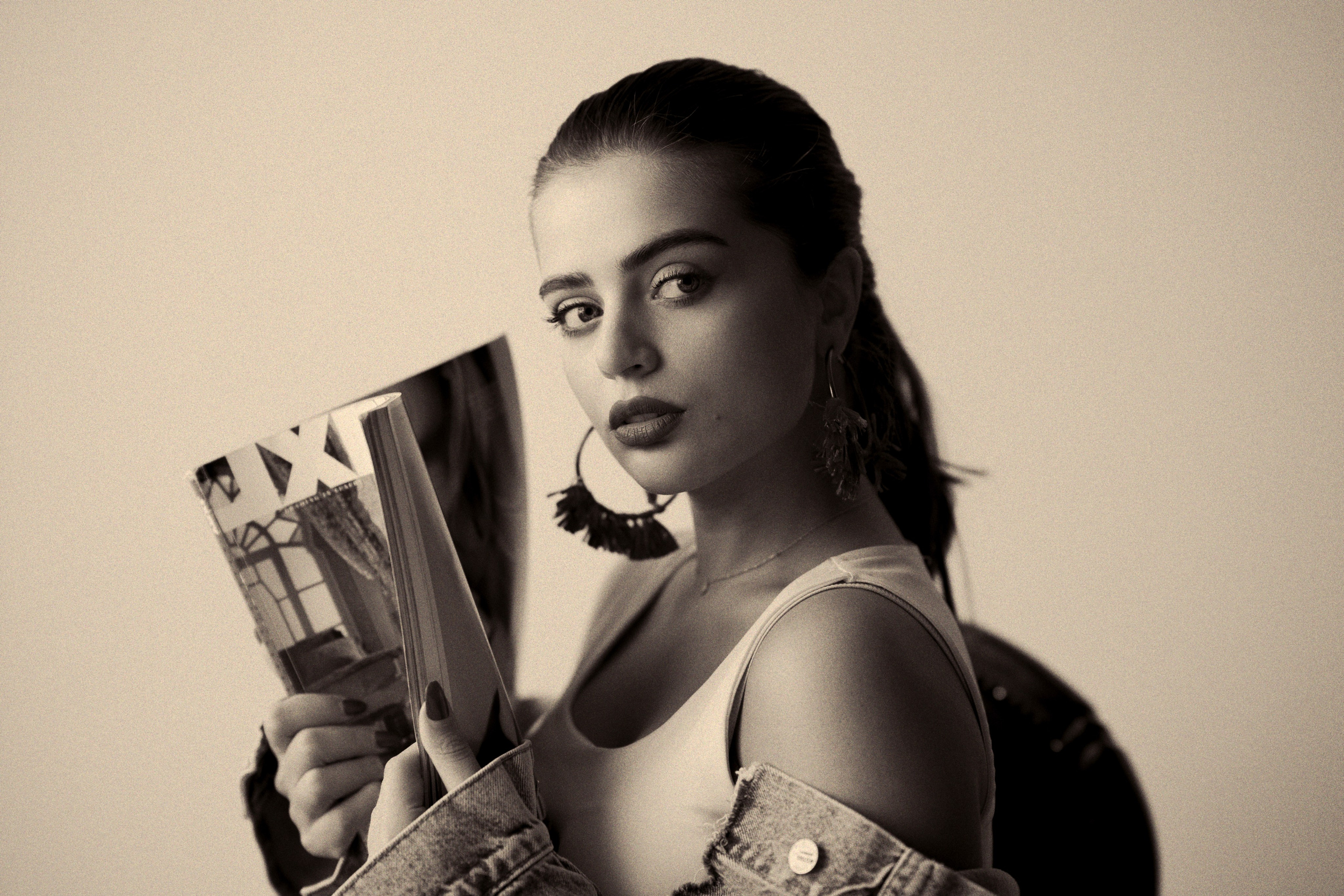 Beauty, Fashion and Glamour. Mehran Hadad — Portrait Photographer, Filmmaker and Youtuber