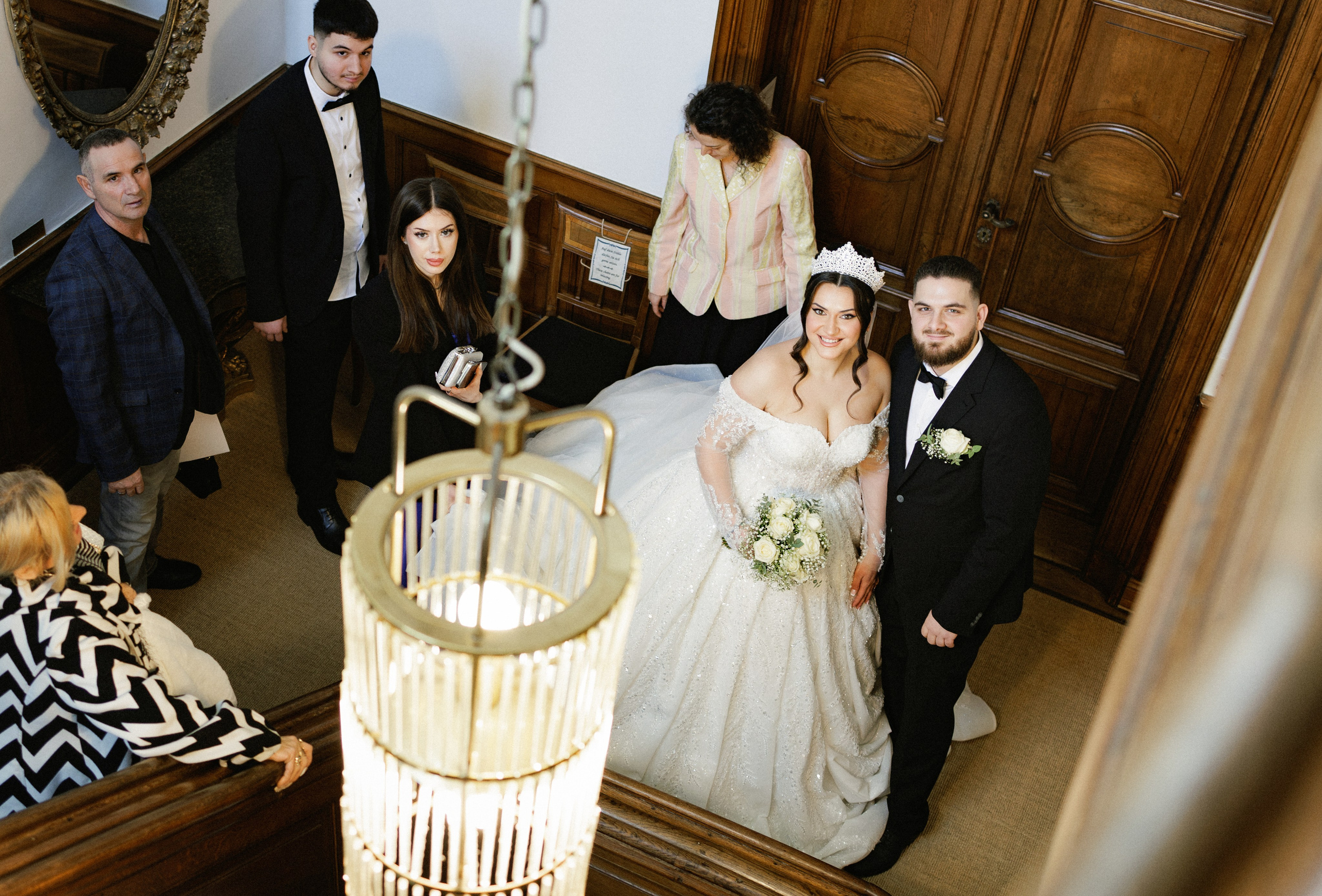 Winterhochzeit im Schloss Ahrensburg | Märchenhafte Romantik in Schleswig-Holstein. Hochzeitsfotograf und Hochzeitsvideograf aus Hamburg | Roka21Film