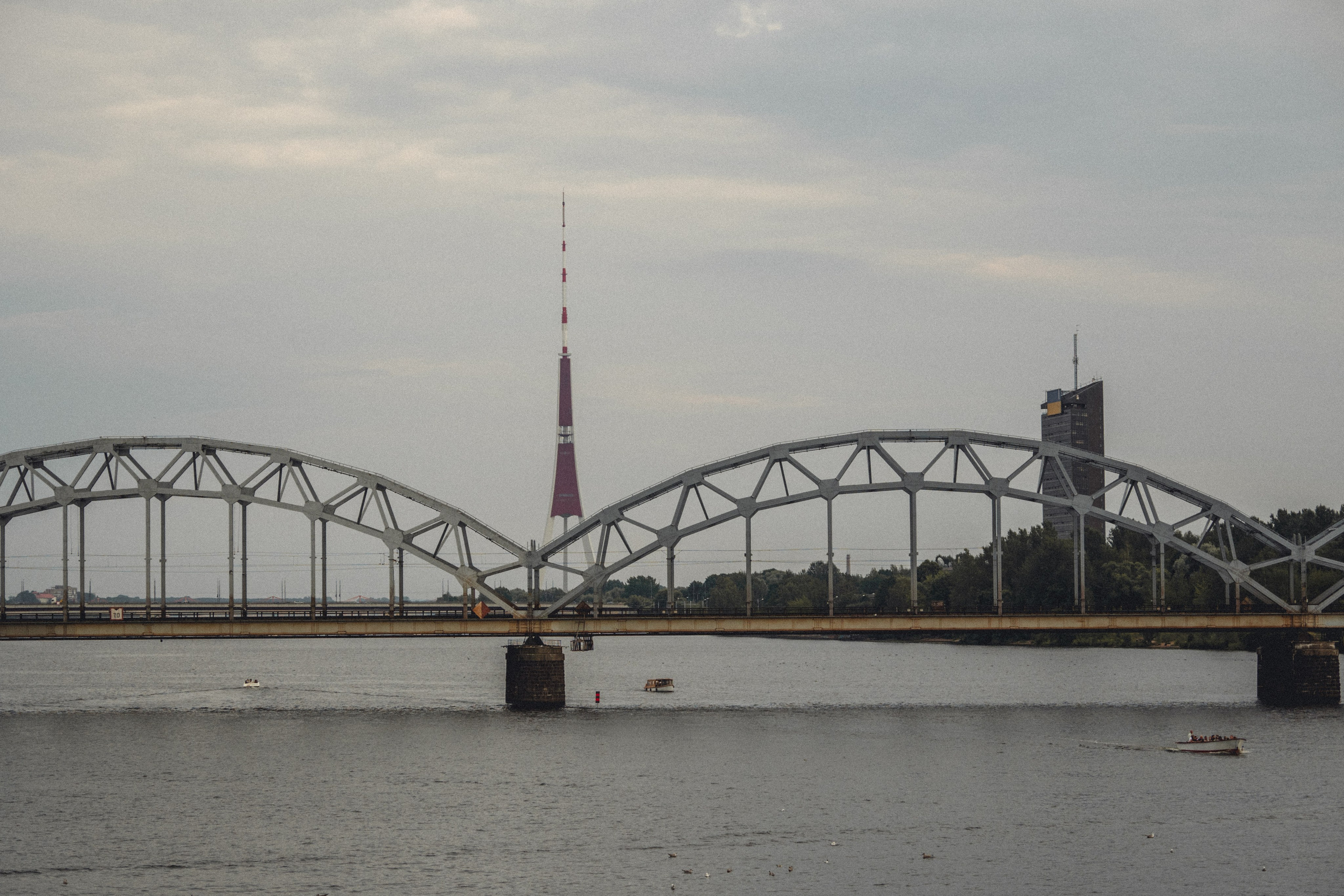 Voyage à Riga. Photographe sur Cote d’Azur. Portraits de familles, couples, enfants, événements