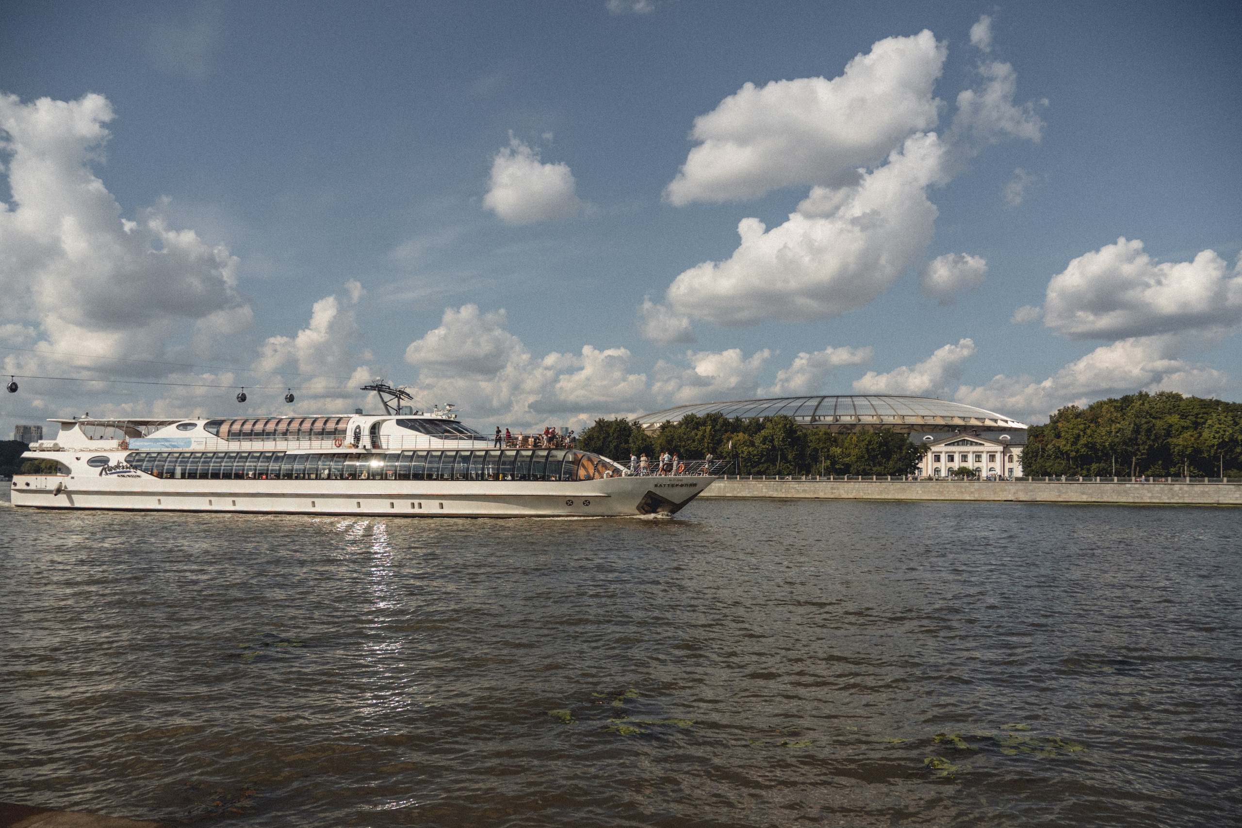 Воробьевы Горы. Photographe sur Cote d’Azur. Portraits de familles, couples, enfants, événements