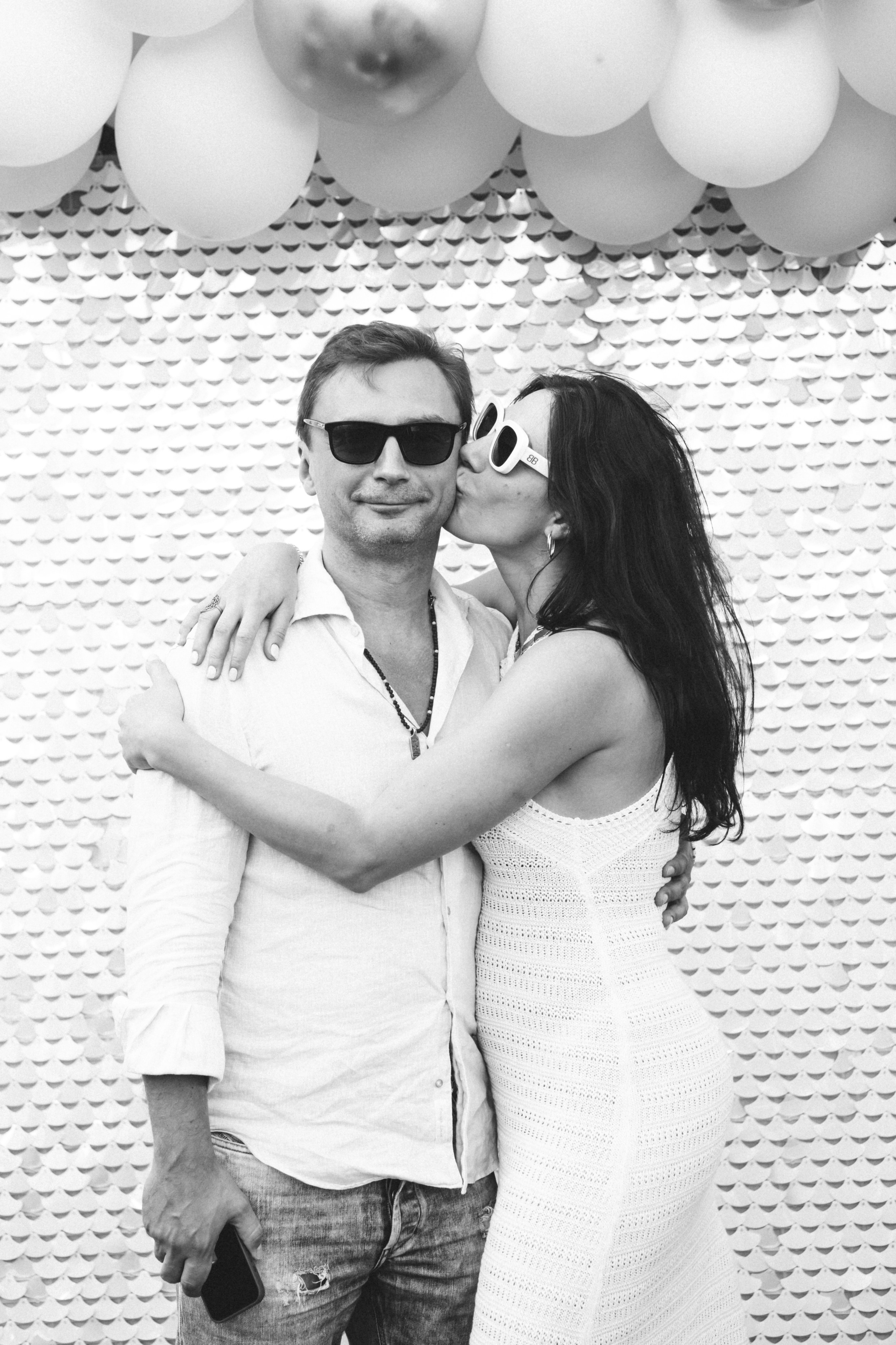 Pool party in  High Villa.  Cascais Sintra Lisbon. Валерія Сичова. Сімейний та репортажний фотограф в Португаліі