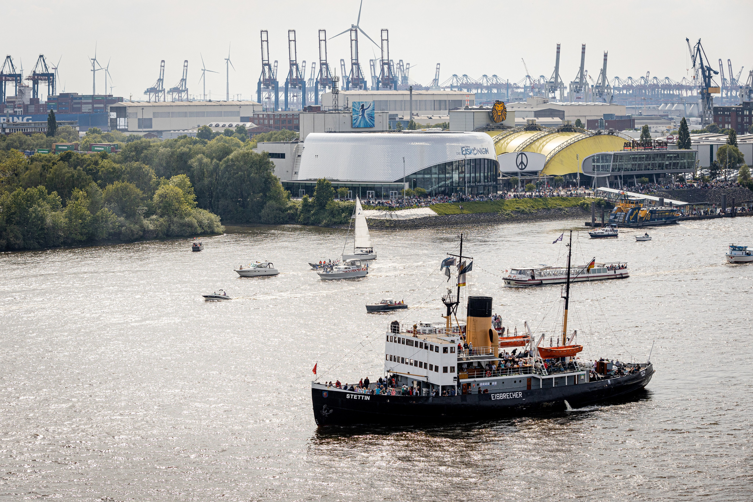 Hafengeburtstag 2024. Фотограф в Германии — Михаэль Барон