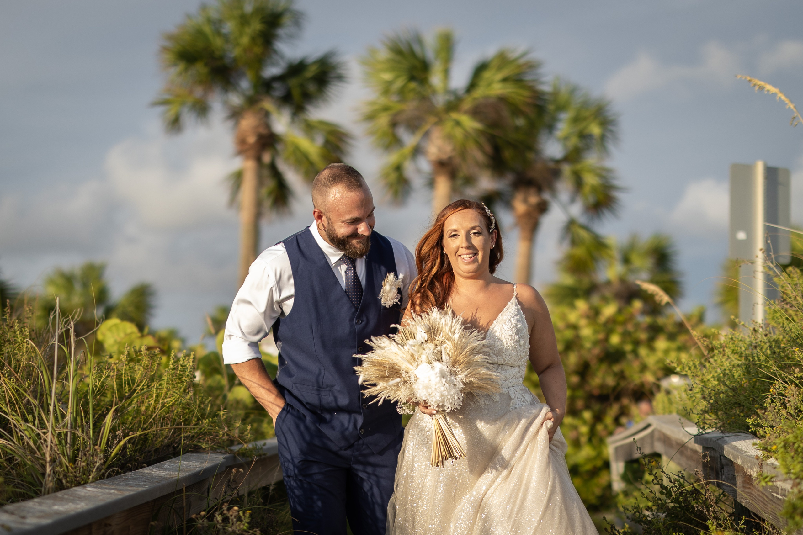 ELOPEMENTS. Wedding Photography & Videography contenting in Tennessee and Florida