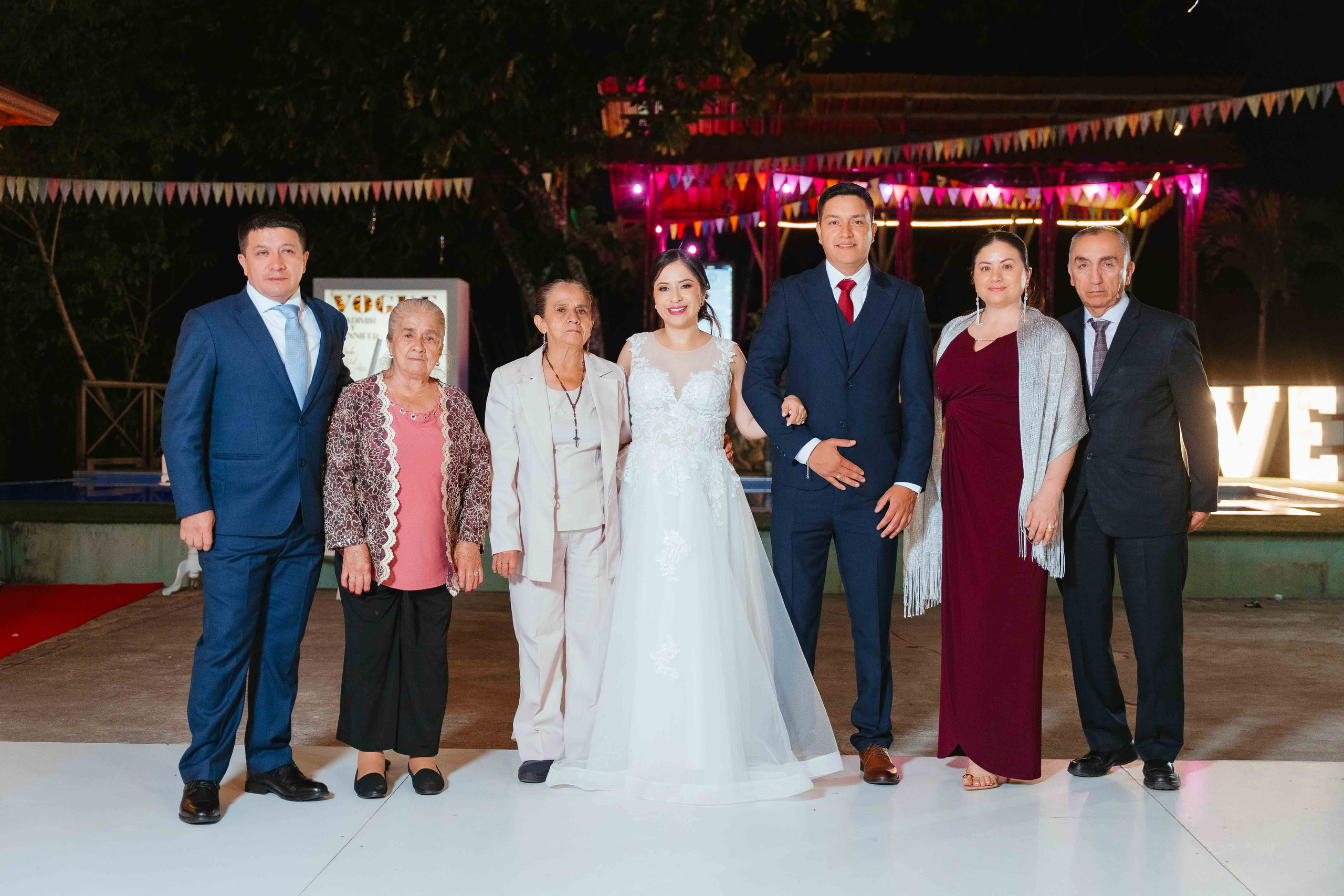 Jennifer y Vladimir. Fotógrafo de bodas en Loja Ecuador | Piero Alvarez PH