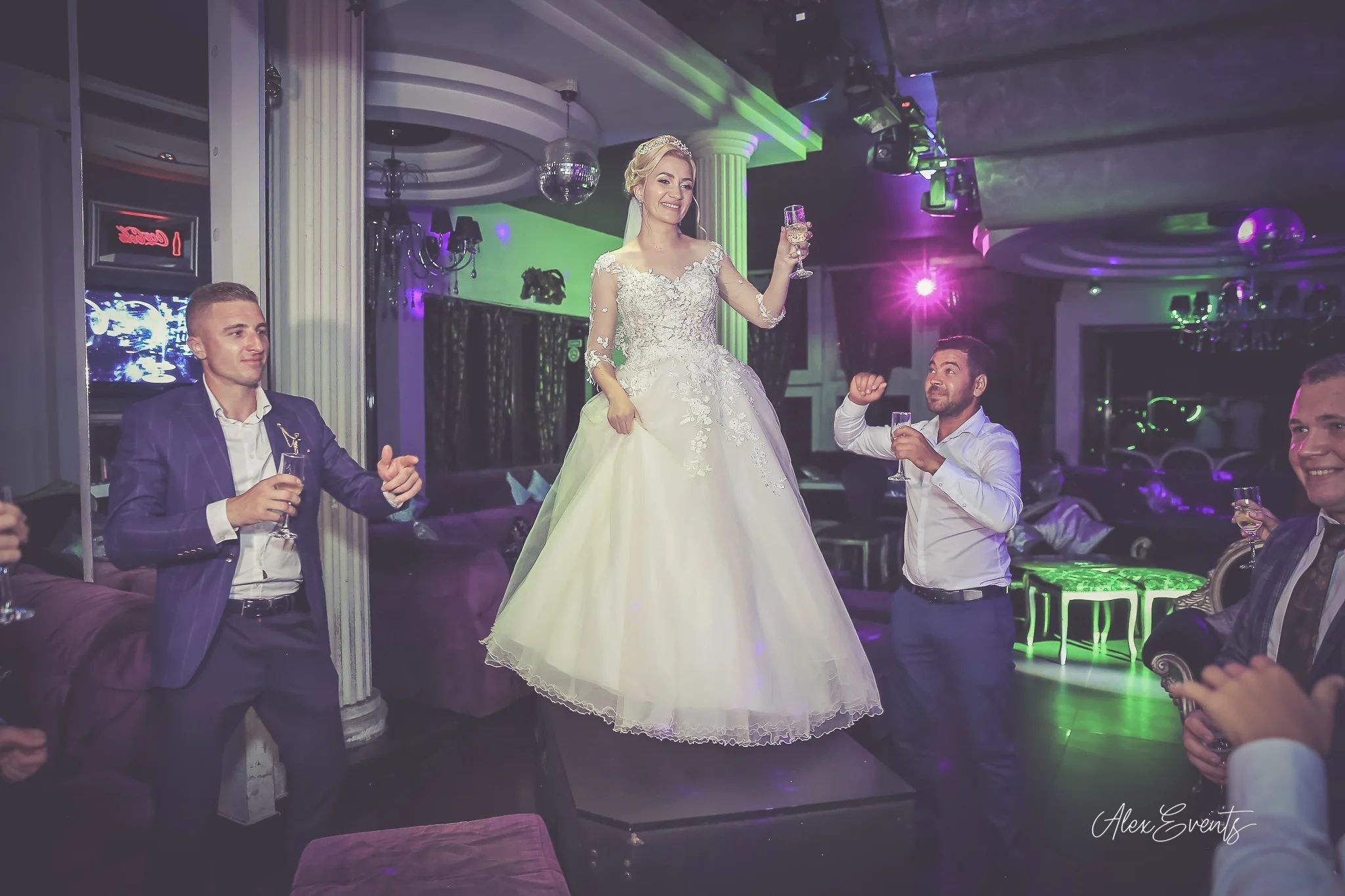 Bogdan si Liliana - Nunta Romania. Alex Events Photographer / Videographer in Denmark Horsens, Vejle, Odense, Aarhus. Wedding, Baptism, Photo Studio