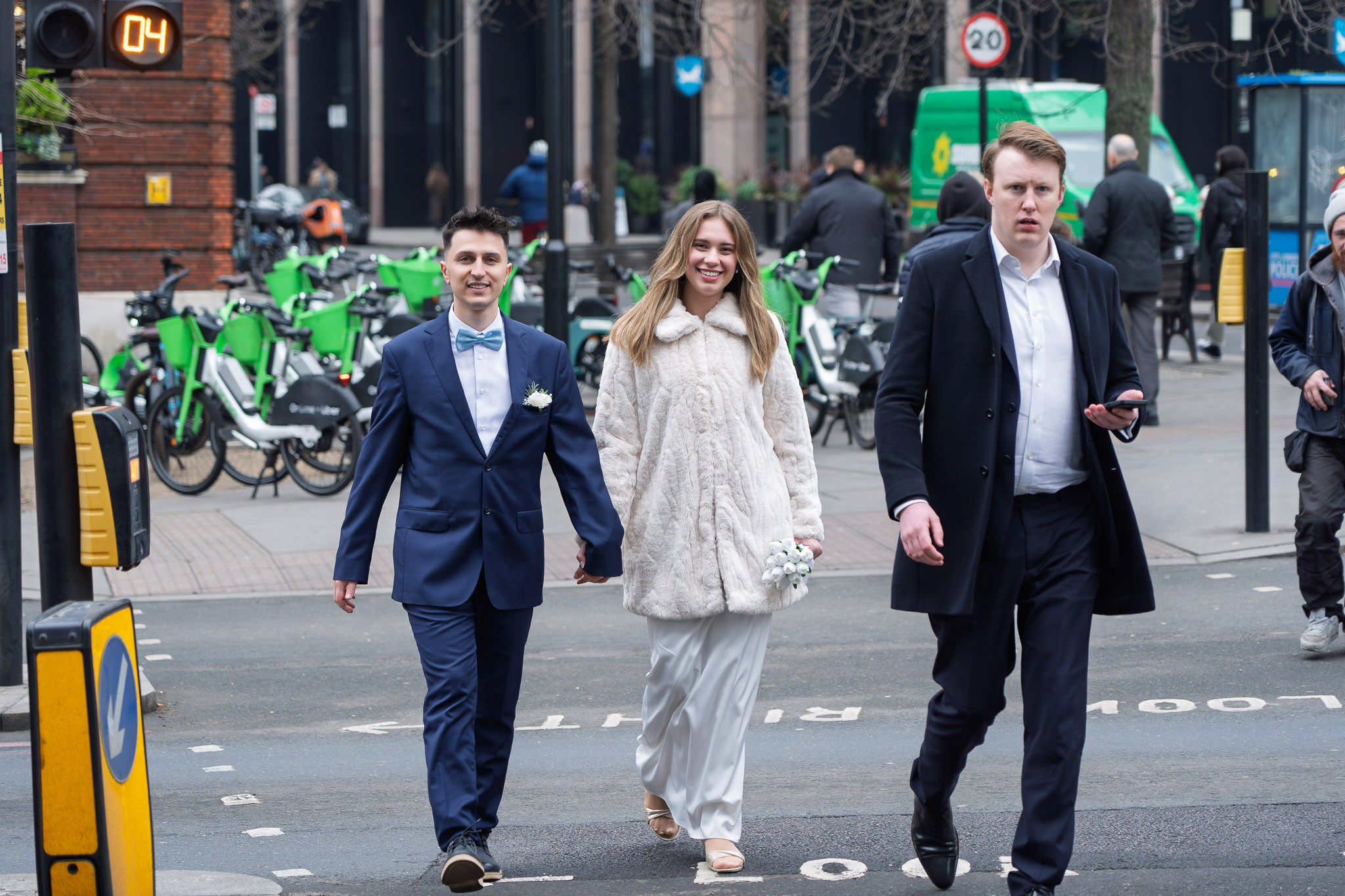 Book a wedding photographer and videographer in London. Wedding photographer in United Kingdom