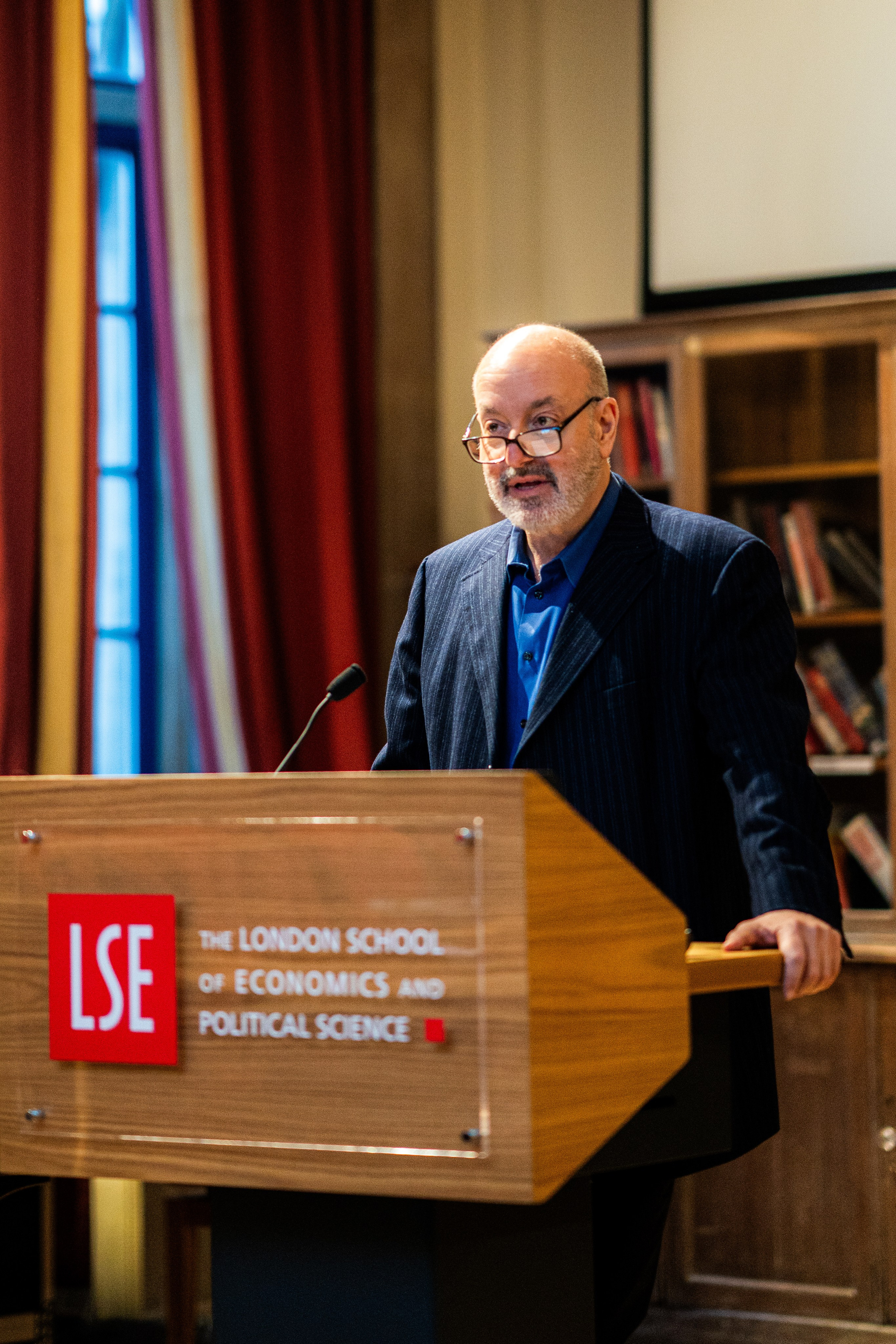 LSE. Tonya Kyrylenko photographer in London