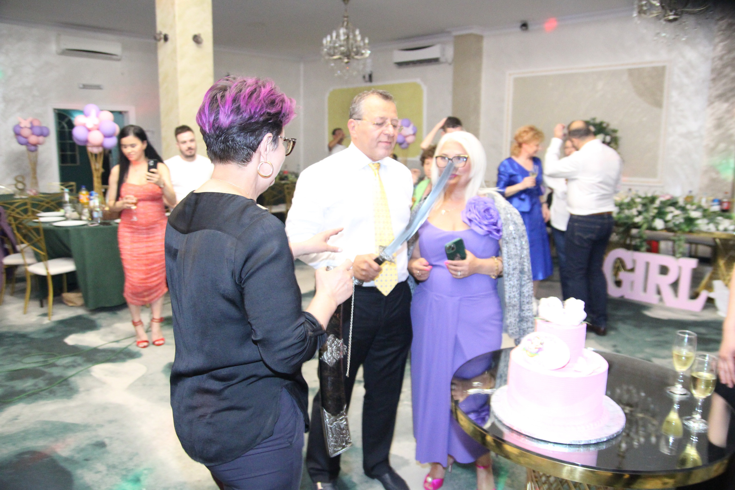 BYZO MEDIA. PETRU BYZO - family and children photographer in ROMANIA