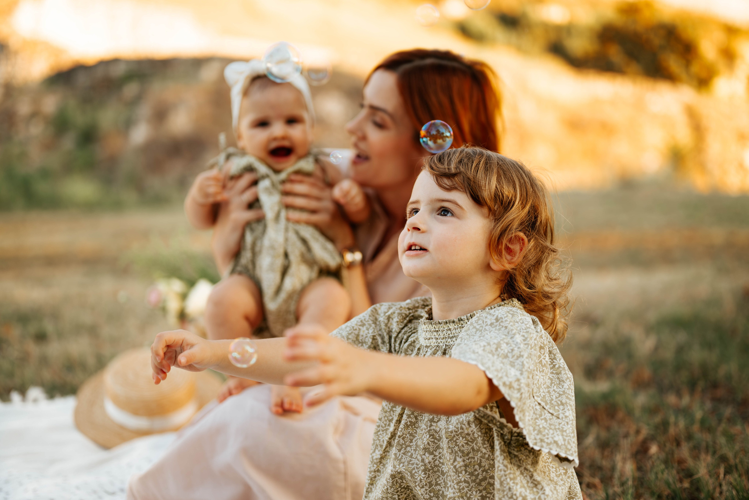 Staša, Petra i Marija - porodično fotografisanje. Dečiji i porodični fotograf