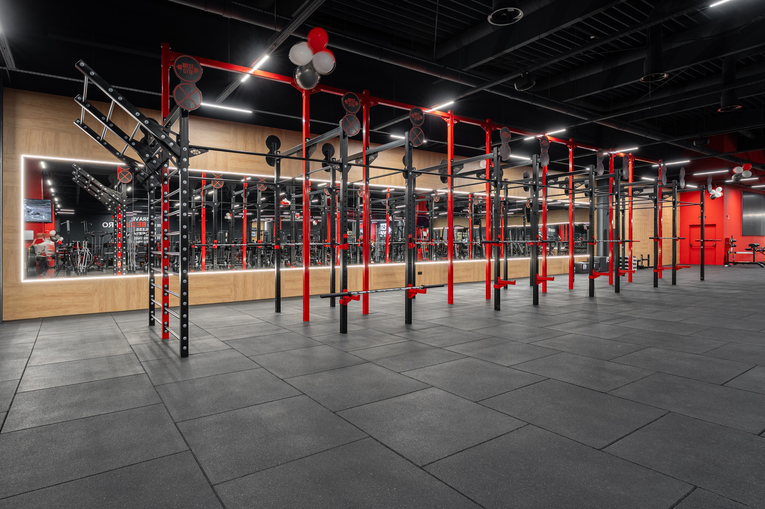 WEST GYM PARK MAXX. Професионален фотограф в Пловдив и областта