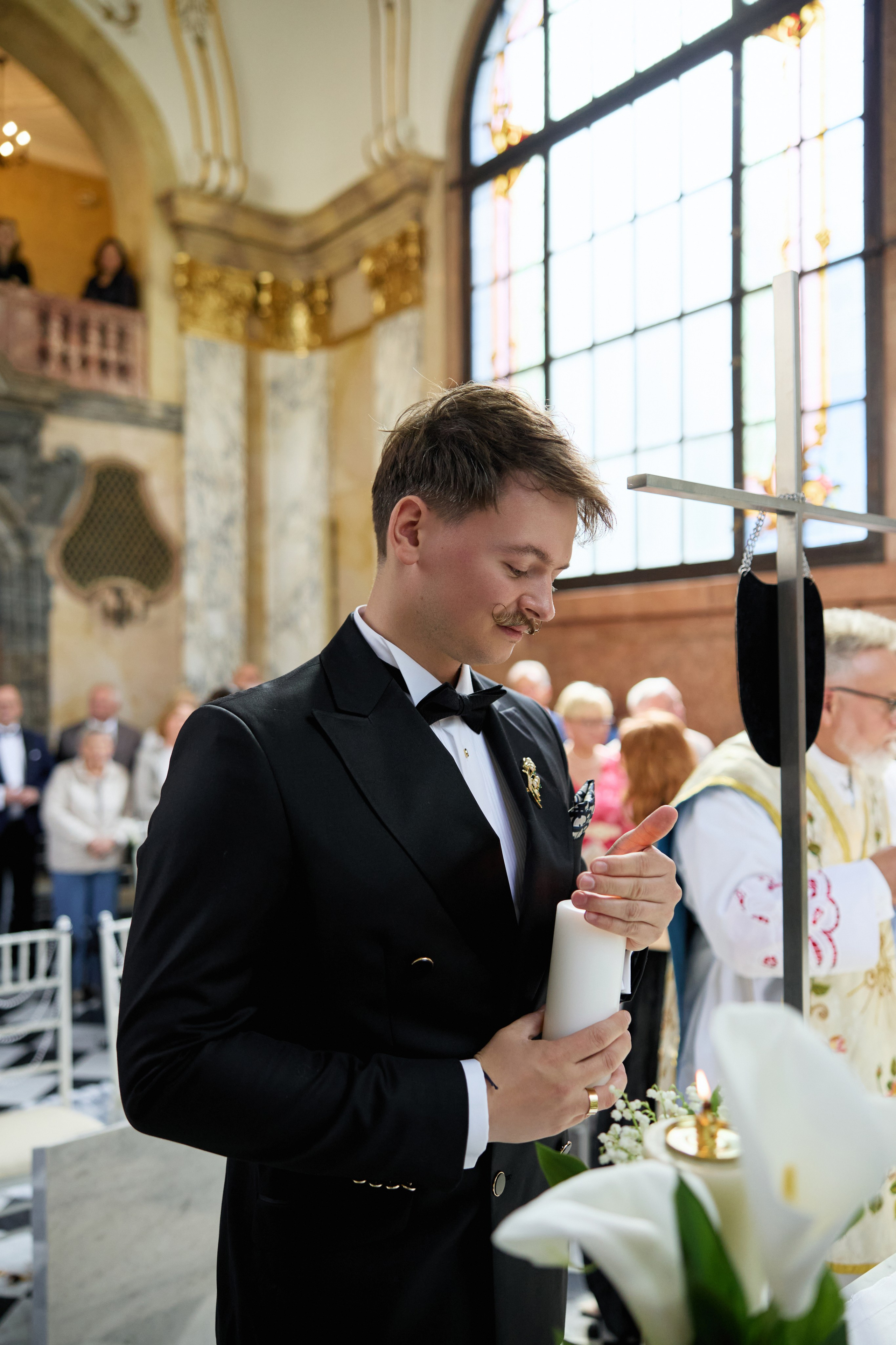 Wiktoria & Kacper. Pałac Goetz. Fotograf ślubny i rodzinny w Krakowie Yana Klymova