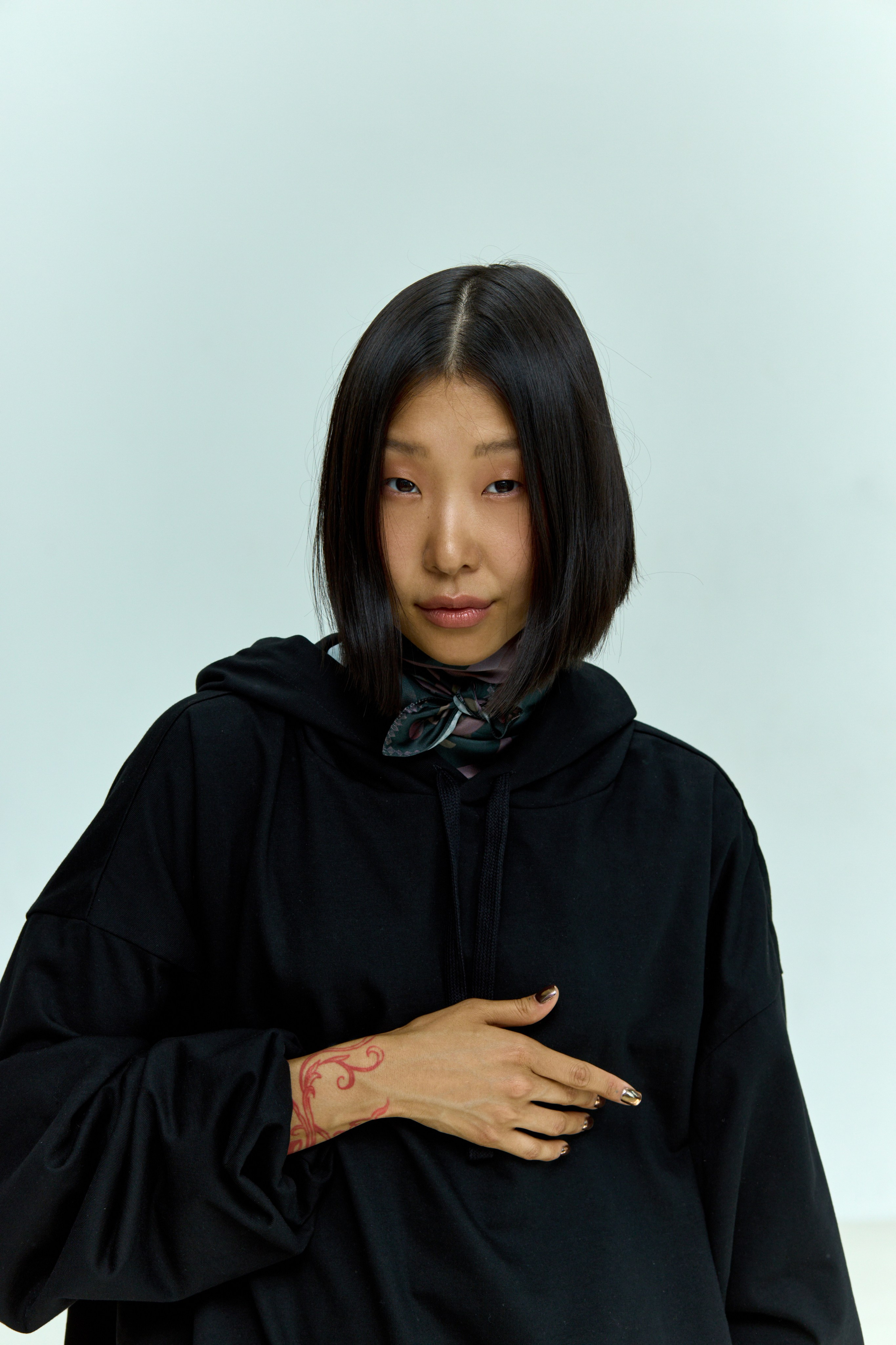 ПЛАТОК ОТ ИРИНА И ОЛЬГА ЕРТАХАНОВЫ. Фотостудия рекламной, коммерческой съемки в Улан-Удэ