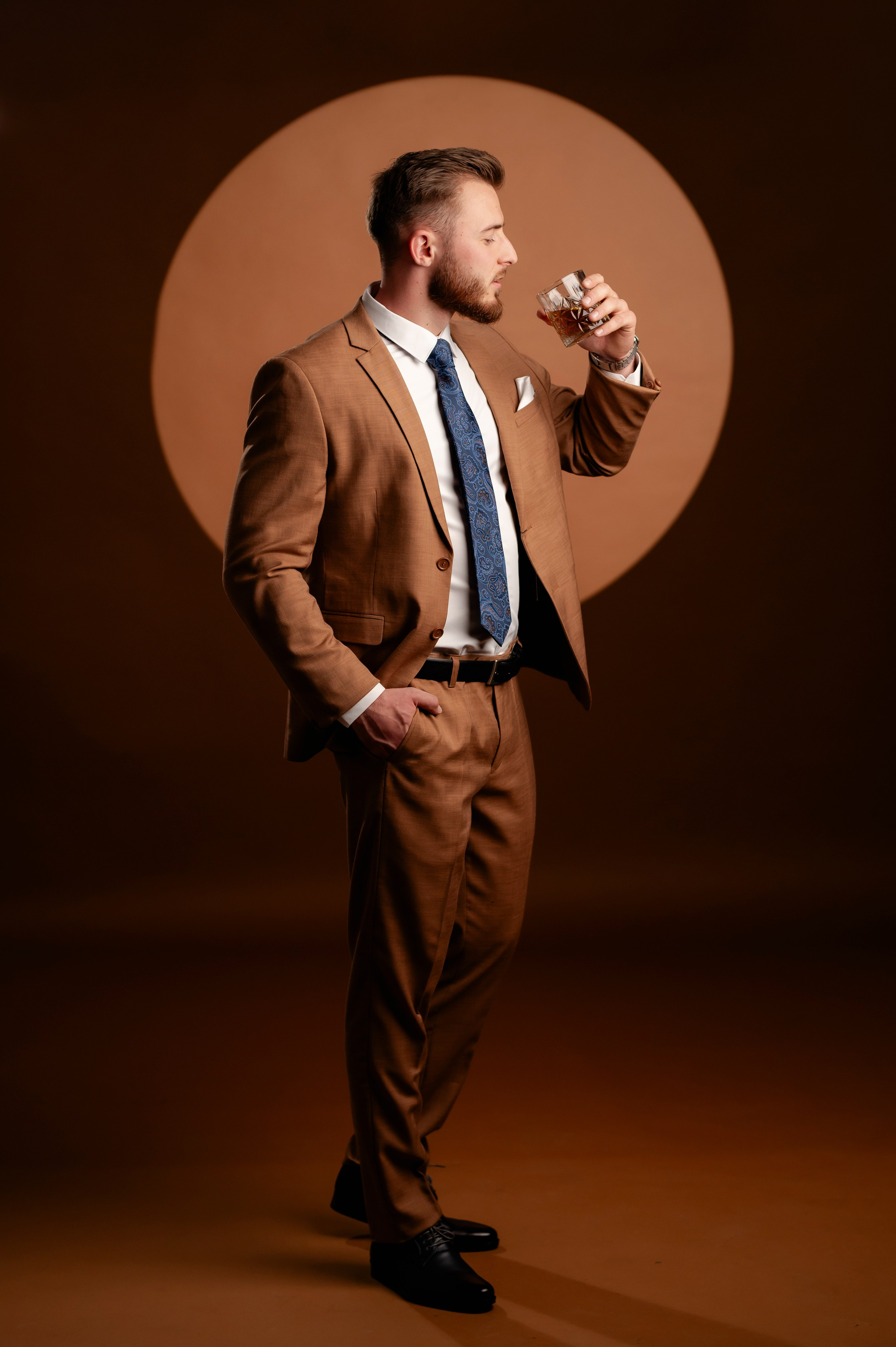 Mihai. Andrei Samuel – Fotograf București | Evenimente, Studio, Imobiliare, Produs