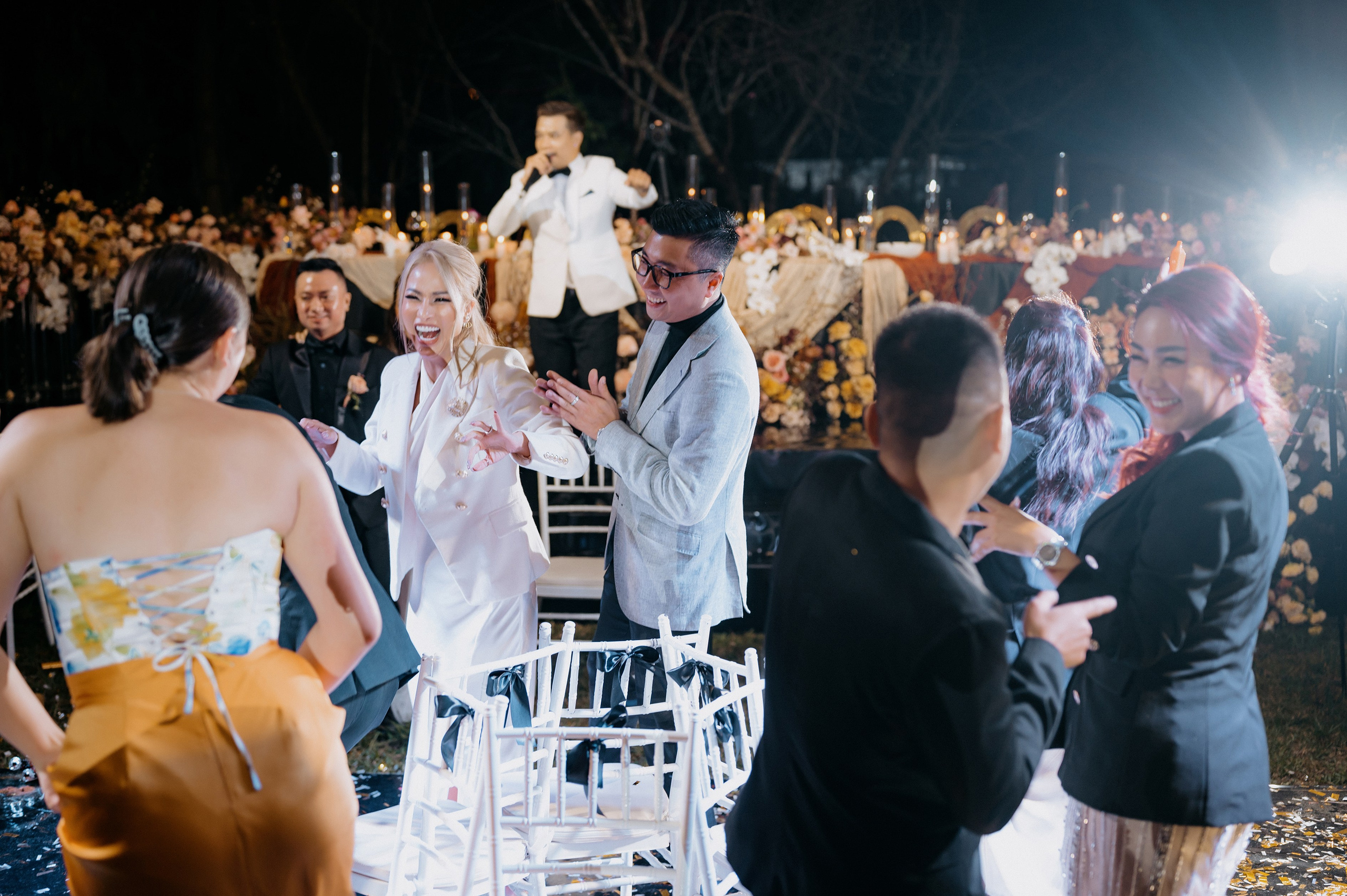JESSE & MIMI / Destination wedding. Nhiếp ảnh gia đám cưới hàng đầu tại Thành Phố Hồ Chí Minh