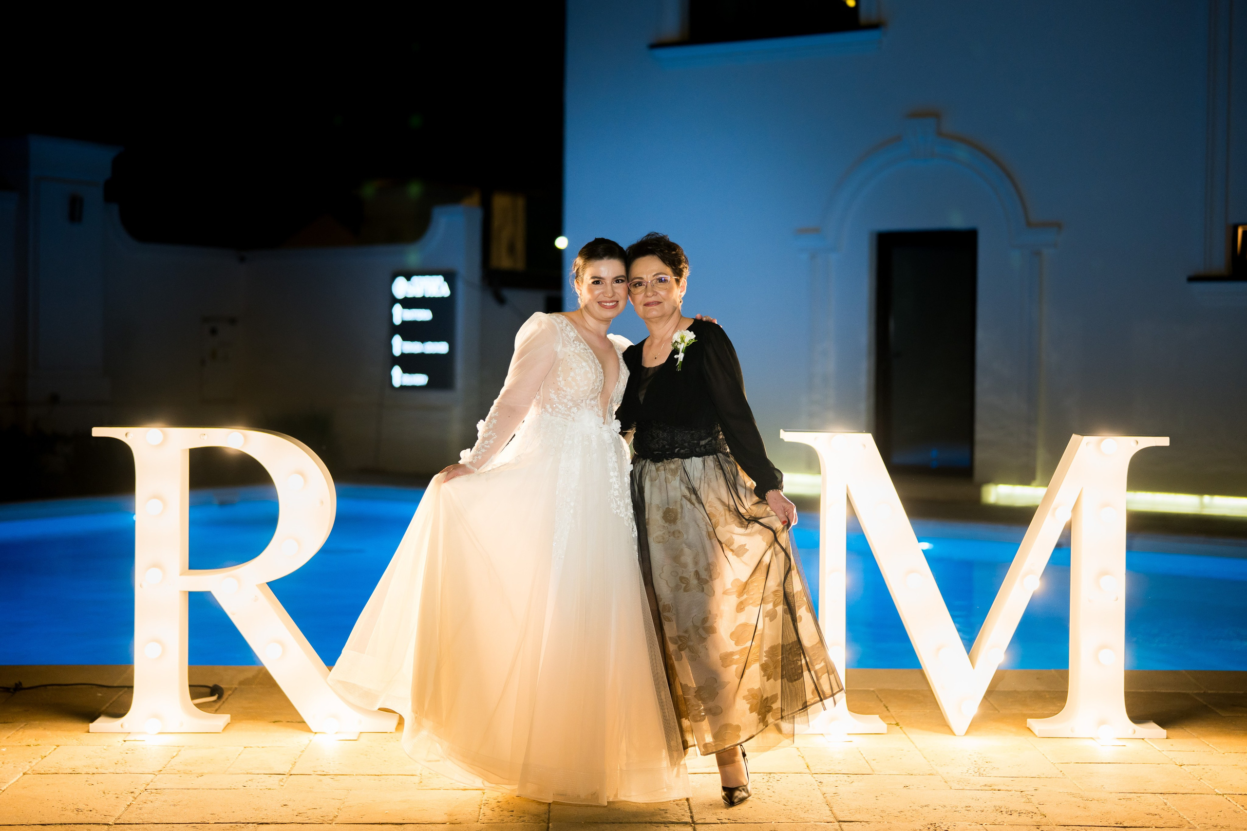 PARTY. Gabriel Florea — Fotograf nuntă București