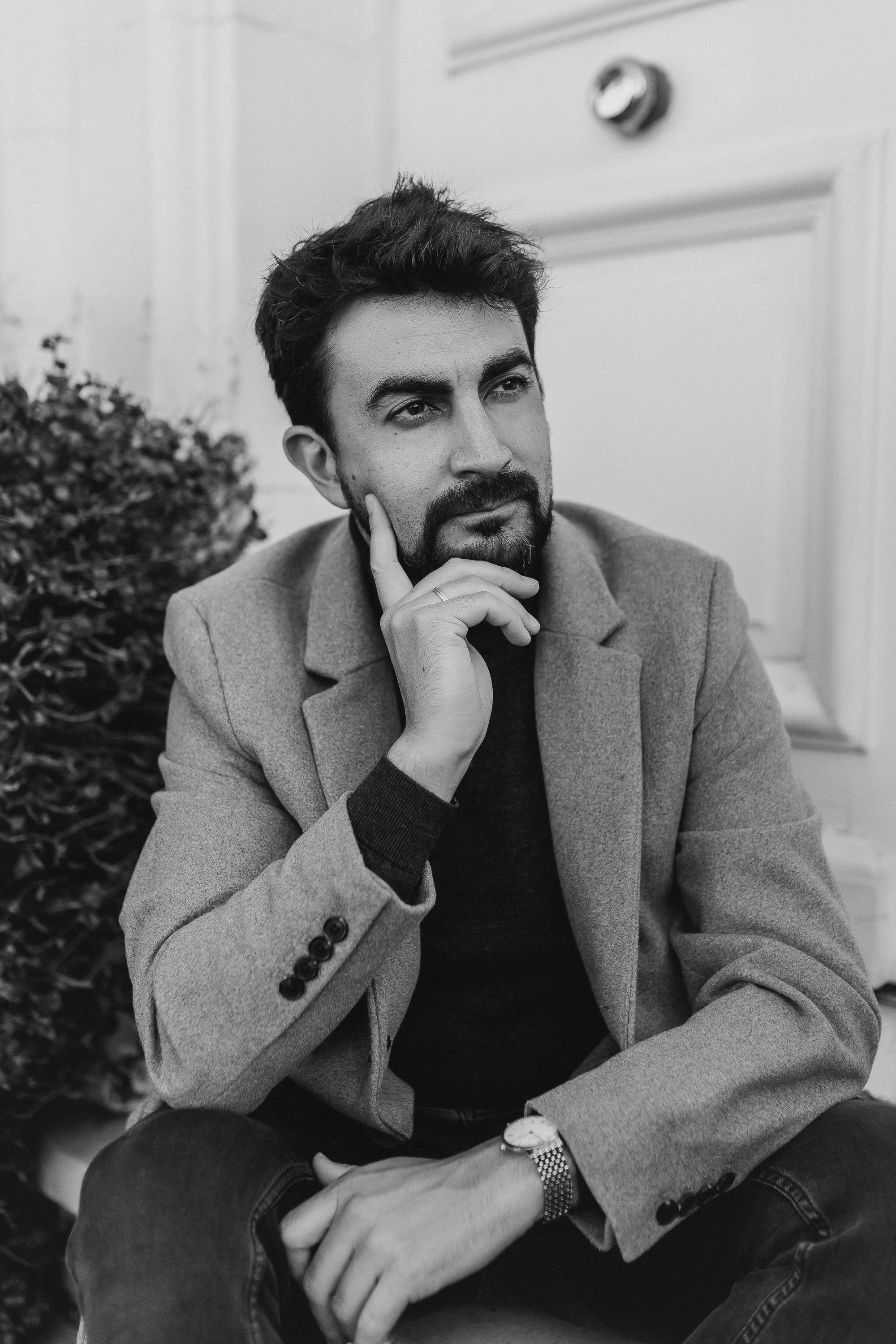 Andres. Retrato masculino. Fotógrafa familiar Santiago y Chile Anna Almazova