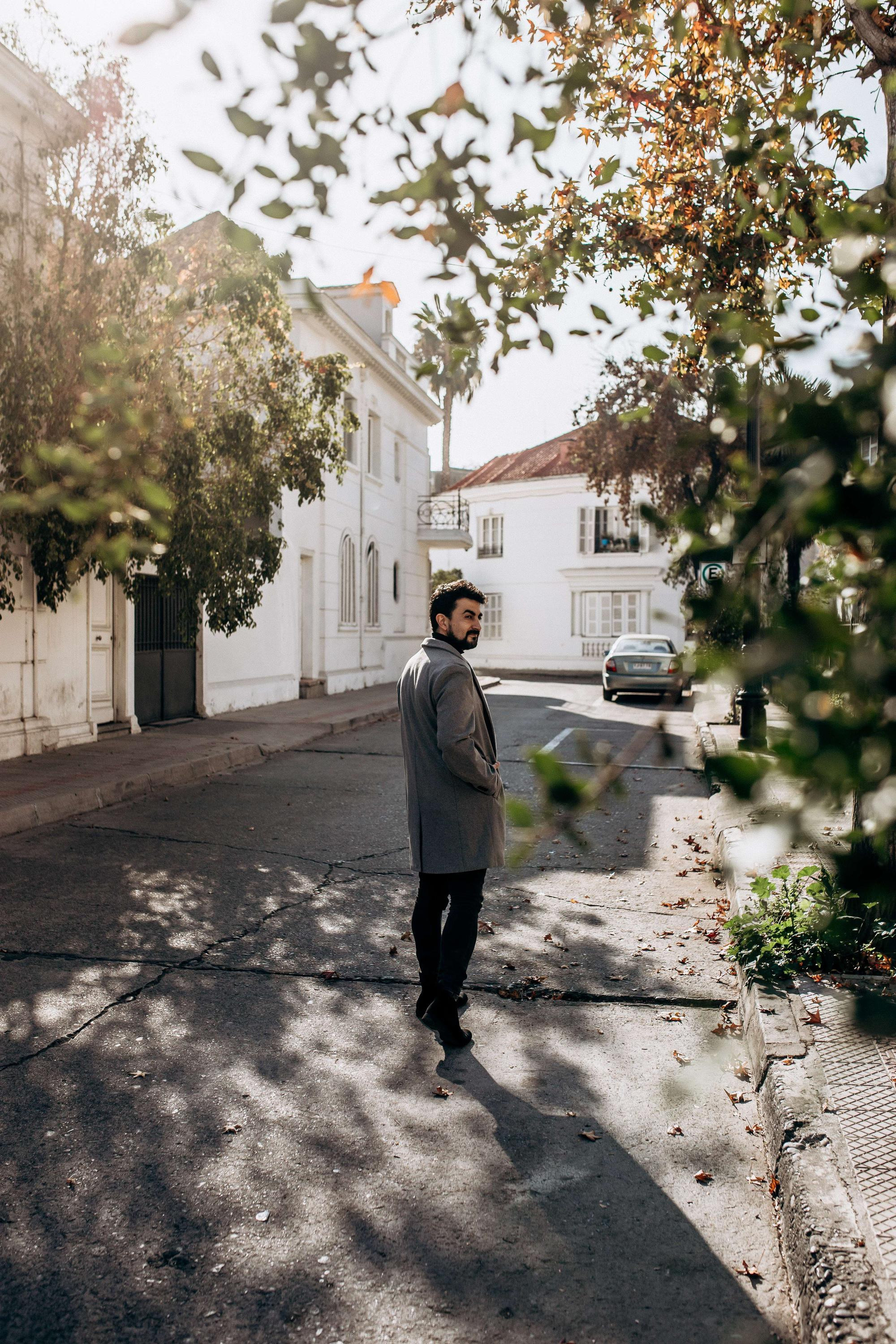 Andres. Retrato masculino. Fotógrafa familiar Santiago y Chile Anna Almazova