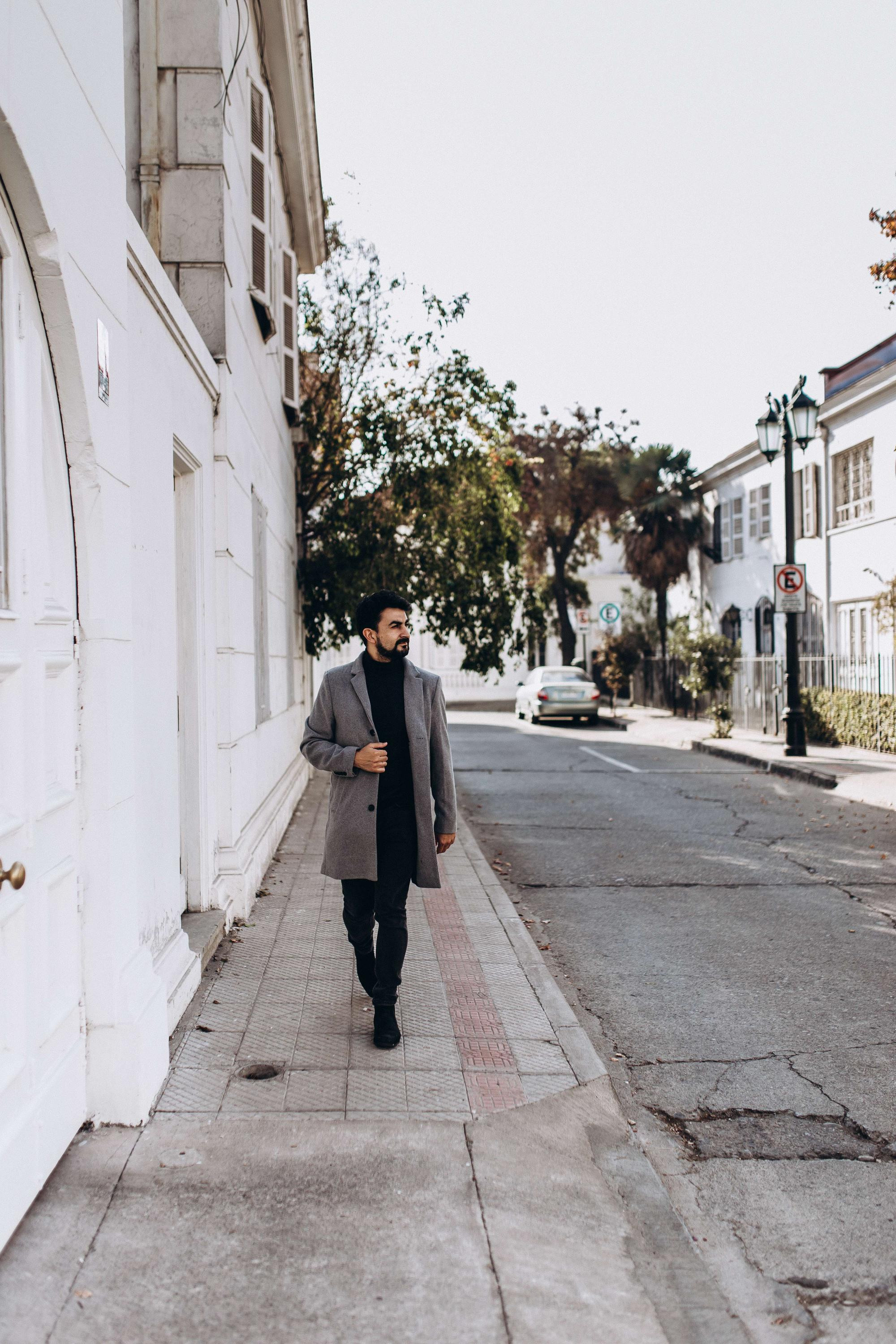 Andres. Retrato masculino. Fotógrafa familiar Santiago y Chile Anna Almazova