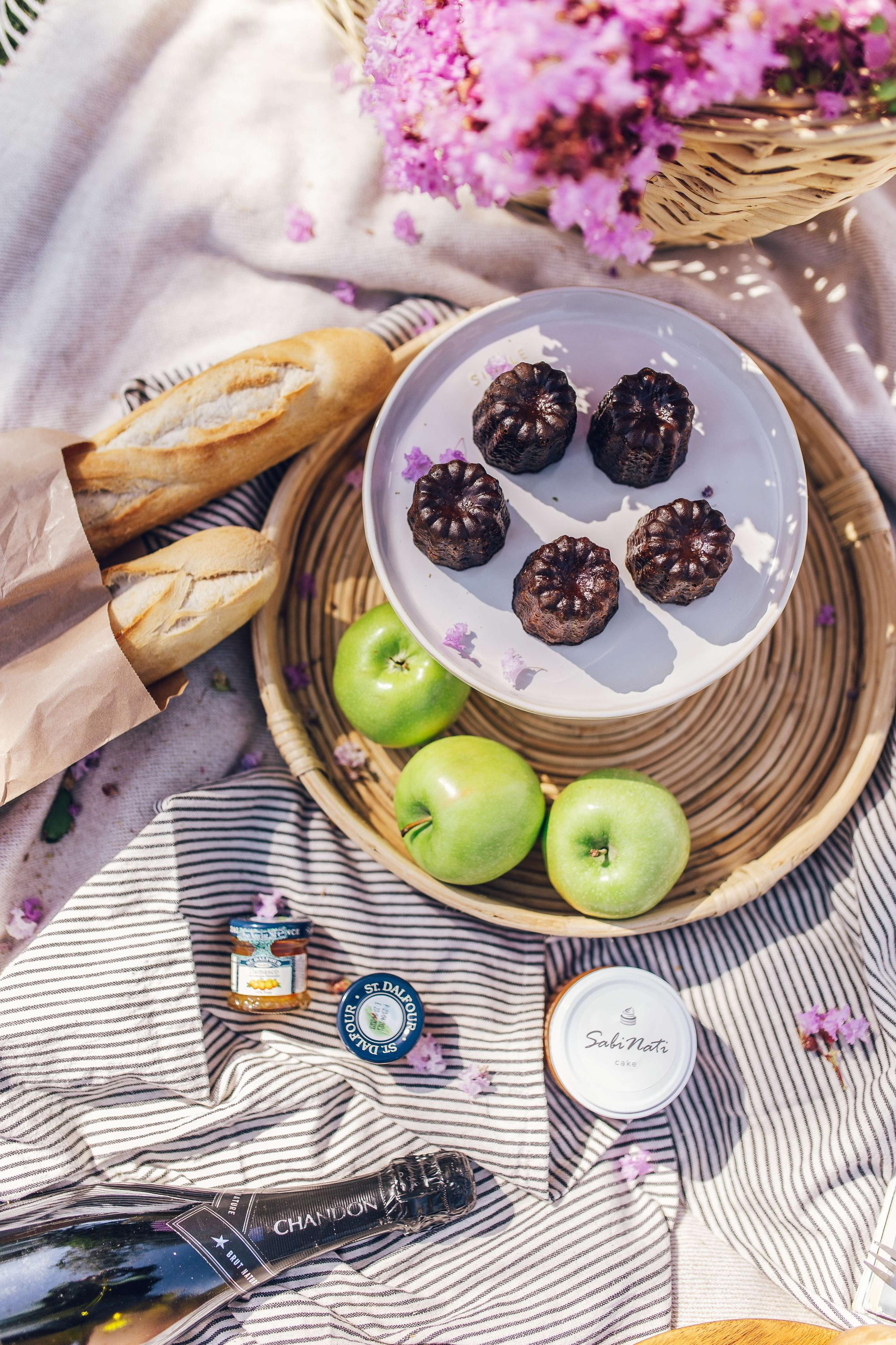 Conten shooting for SabiNati Cake. Photographer in Santiago, Chile Anna Almazova