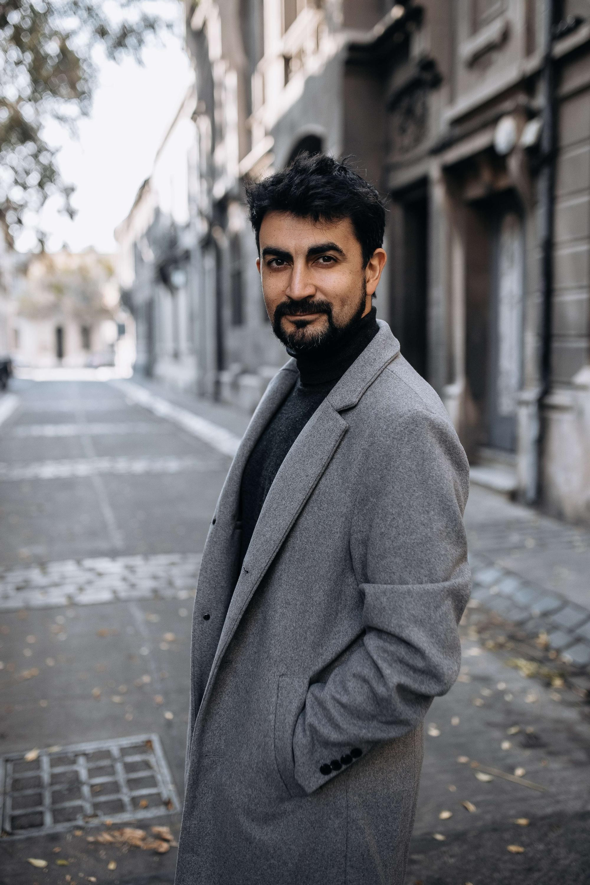 Andres. Retrato masculino. Fotógrafa familiar Santiago y Chile Anna Almazova