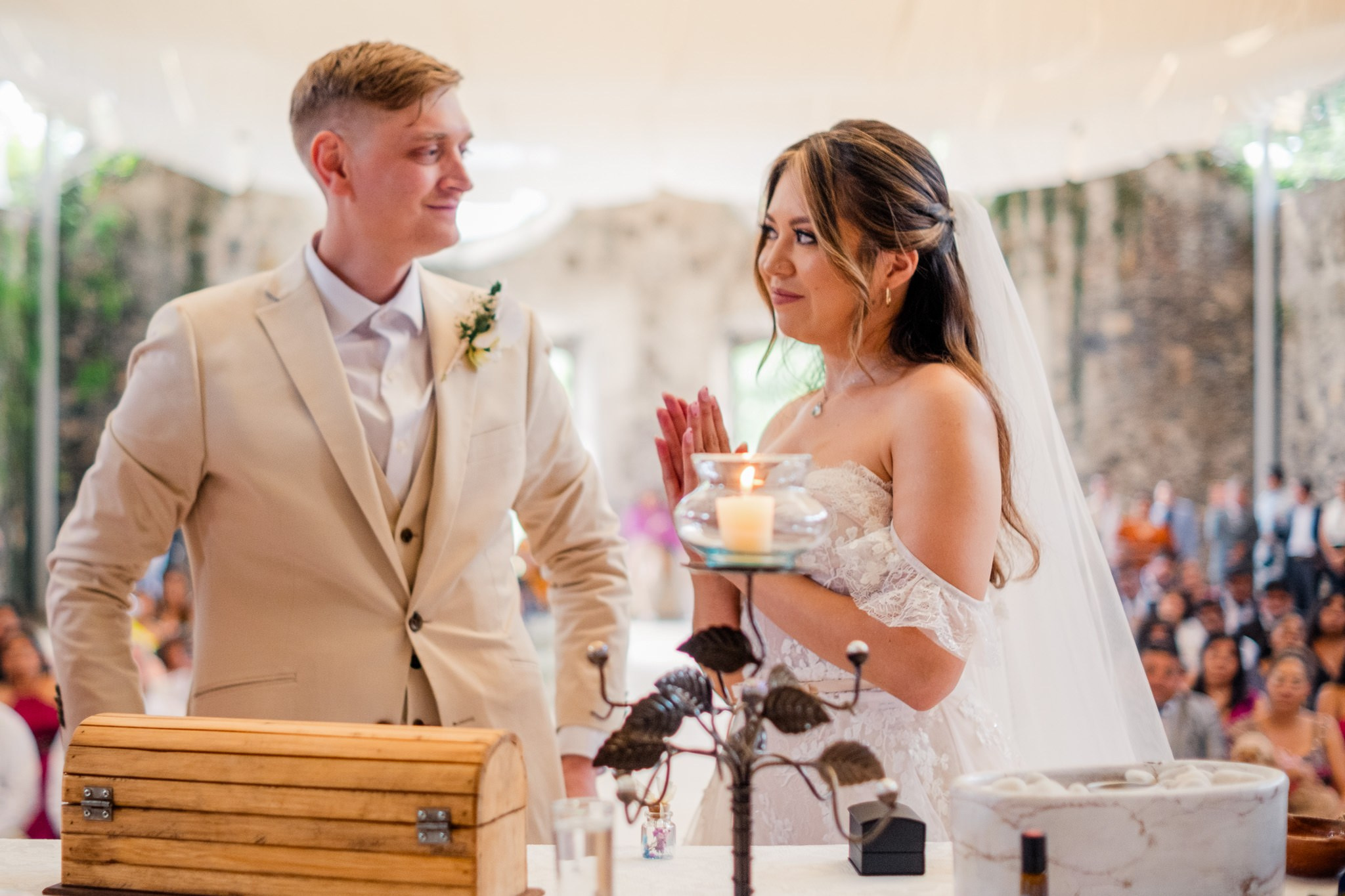 Abril & Dylan / Morelos. Wedding and family photographer in Mexico City