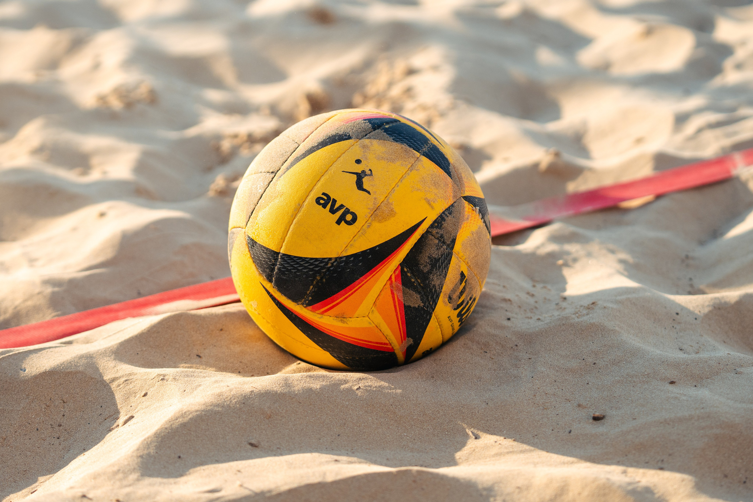 BEACH VOLLEY. Weddings, sports and events photographer in Senigallia