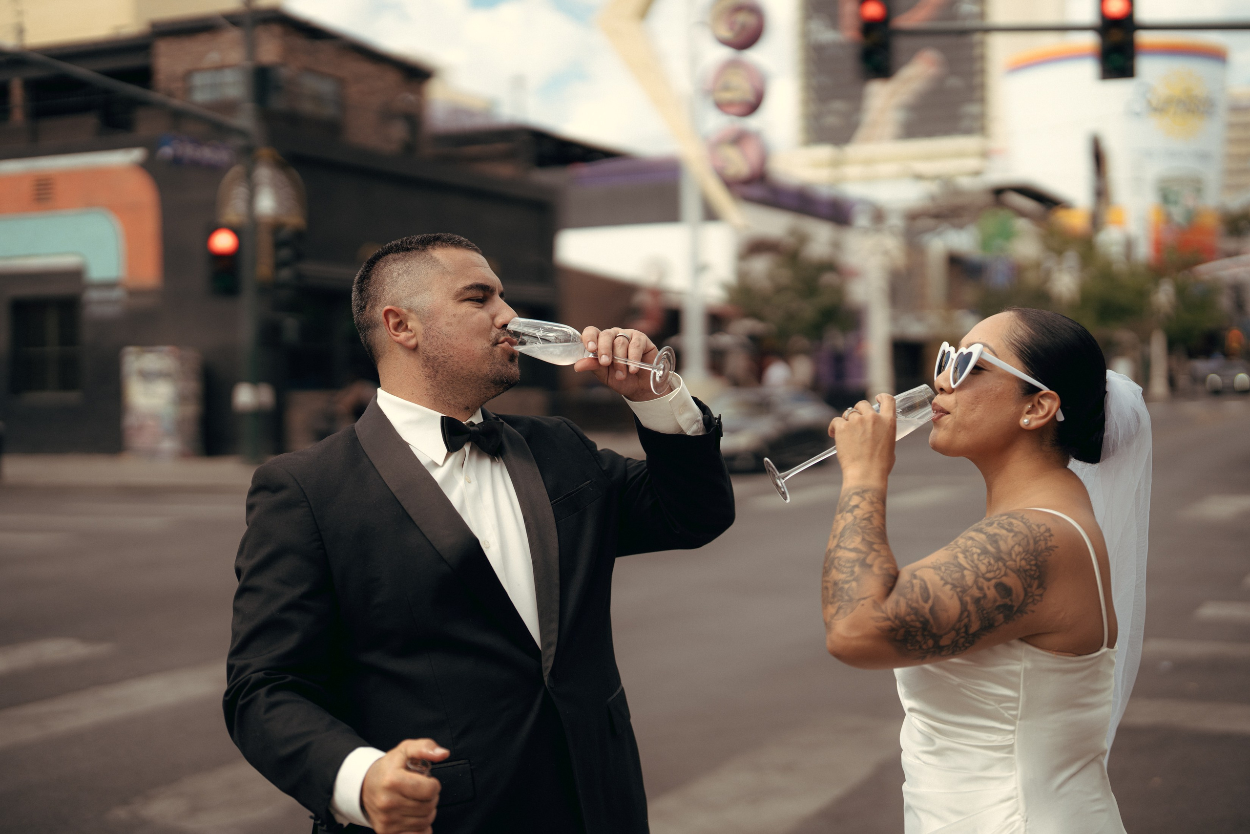 Noelani&Alex. Wedding & elopement photographer Viktoriya Kravtsov. Las Vegas