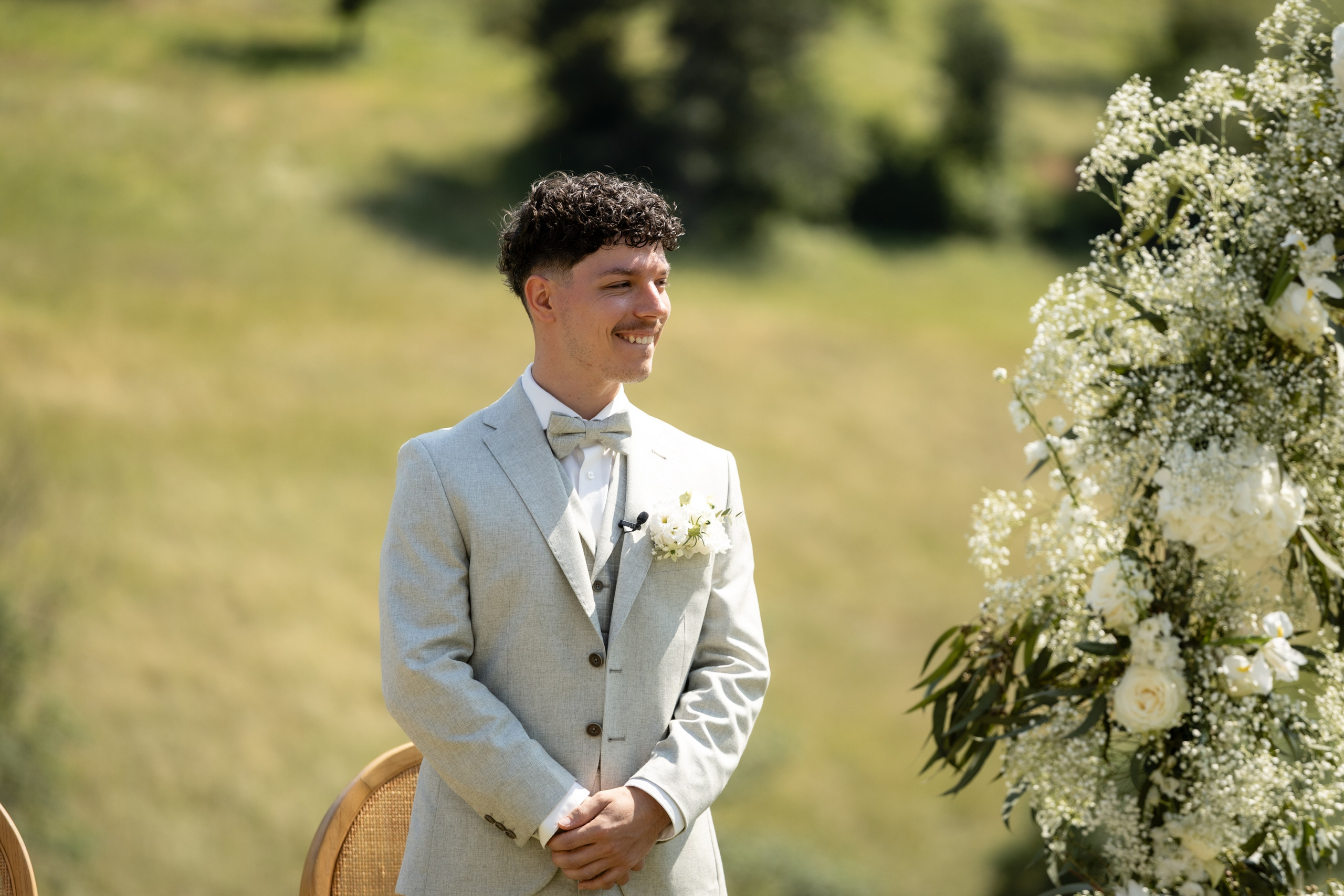 Modern Château Wedding in Occitanie — Domaine de Merlac. Eugénie Smirnova — Wedding & Elopement Photographer in Southwest France