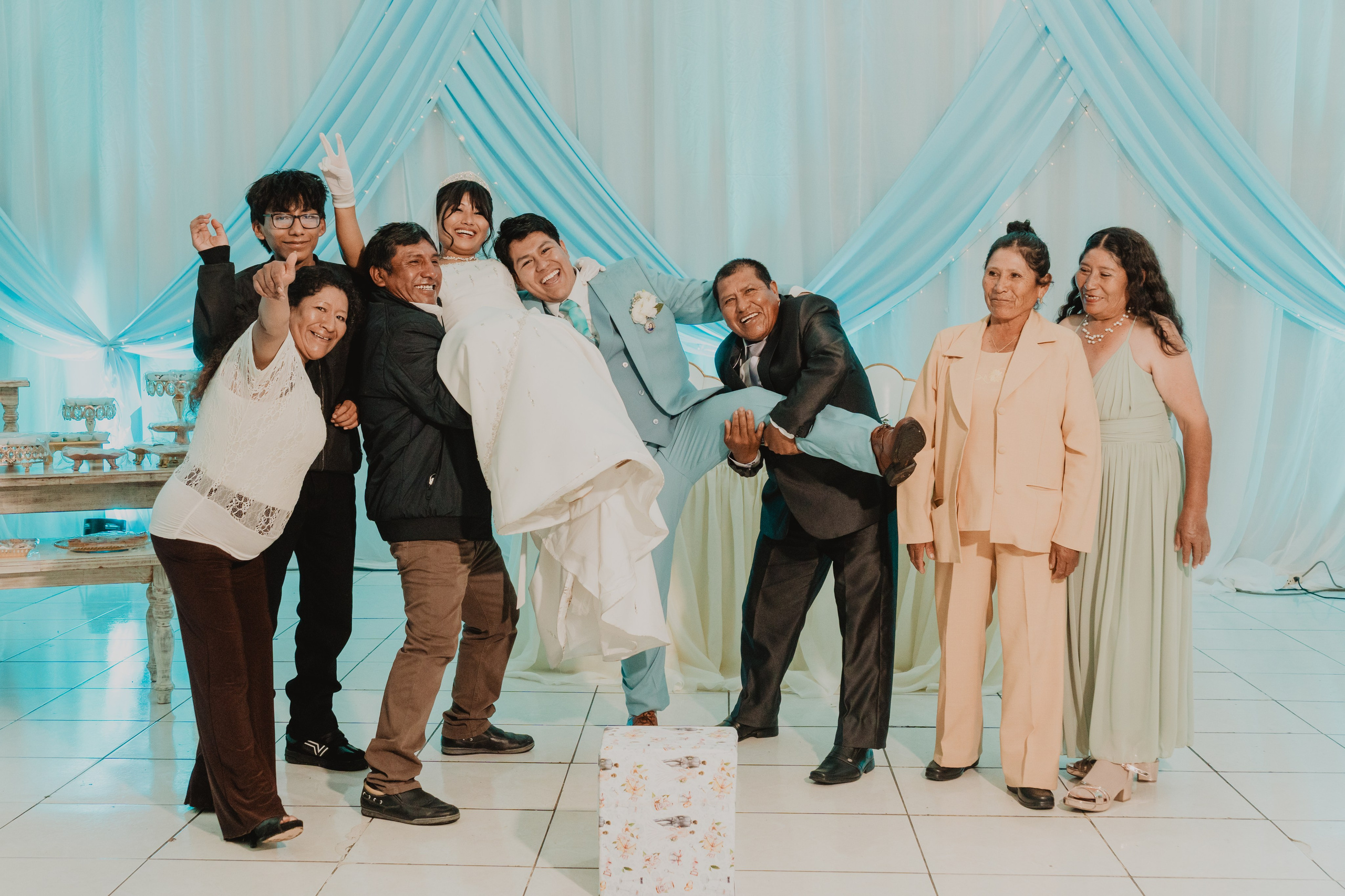 STEISY + EMMANUEL | BODA RELIGIOSA. Studio KVTA | Fotografía y Video de Bodas en Arequipa