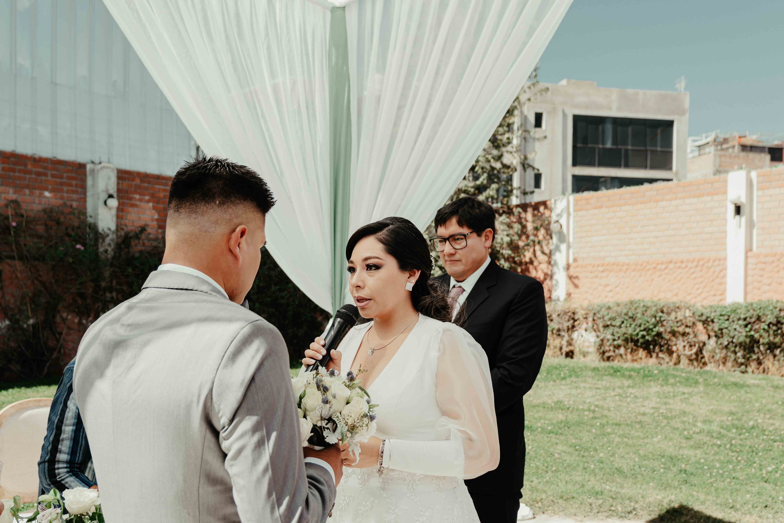 VICTOR Y MELANY BODA CIVIL. Studio KVTA | Fotografía y Video de Bodas en Arequipa