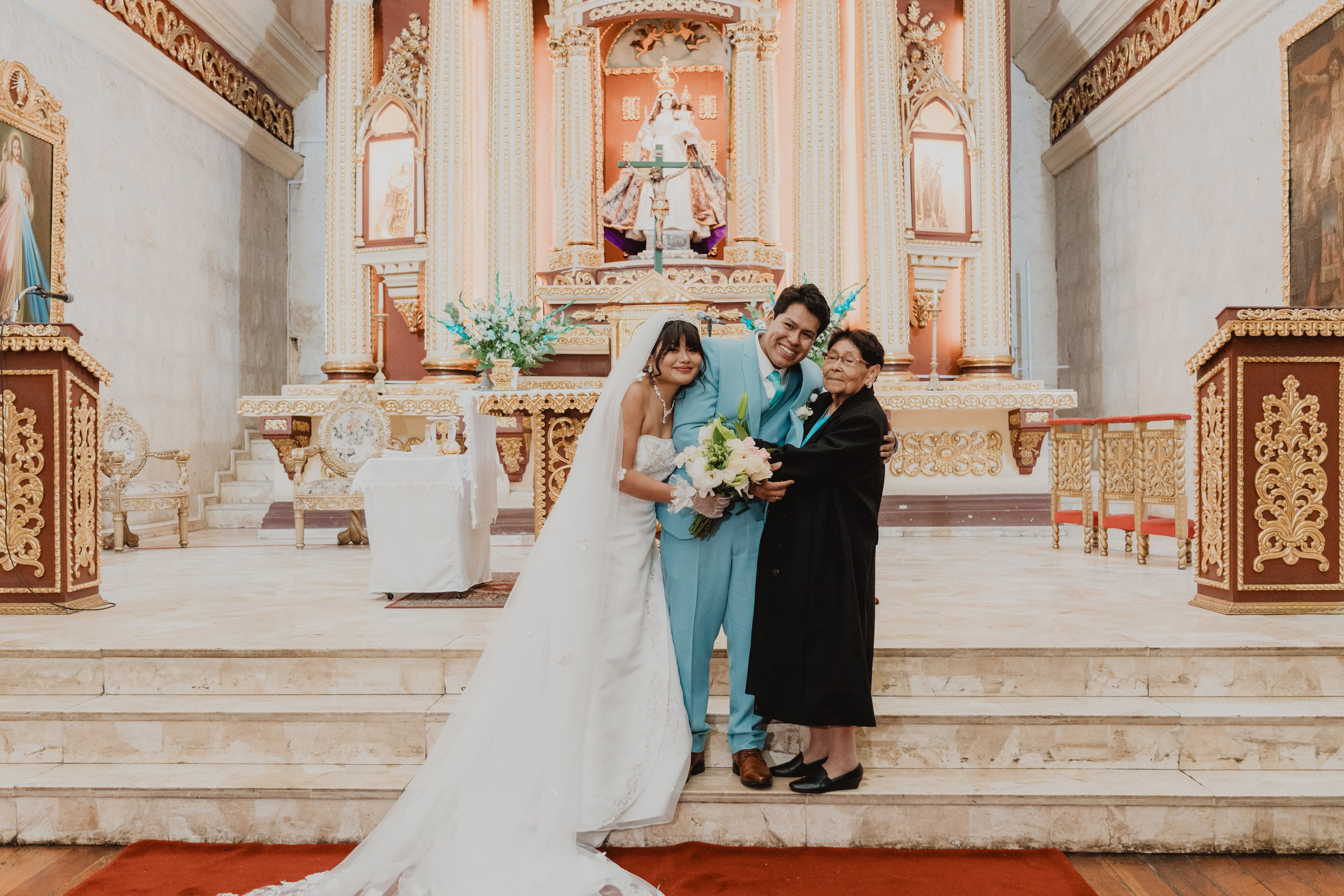 STEISY + EMMANUEL | BODA RELIGIOSA. Studio KVTA | Fotografía y Video de Bodas en Arequipa