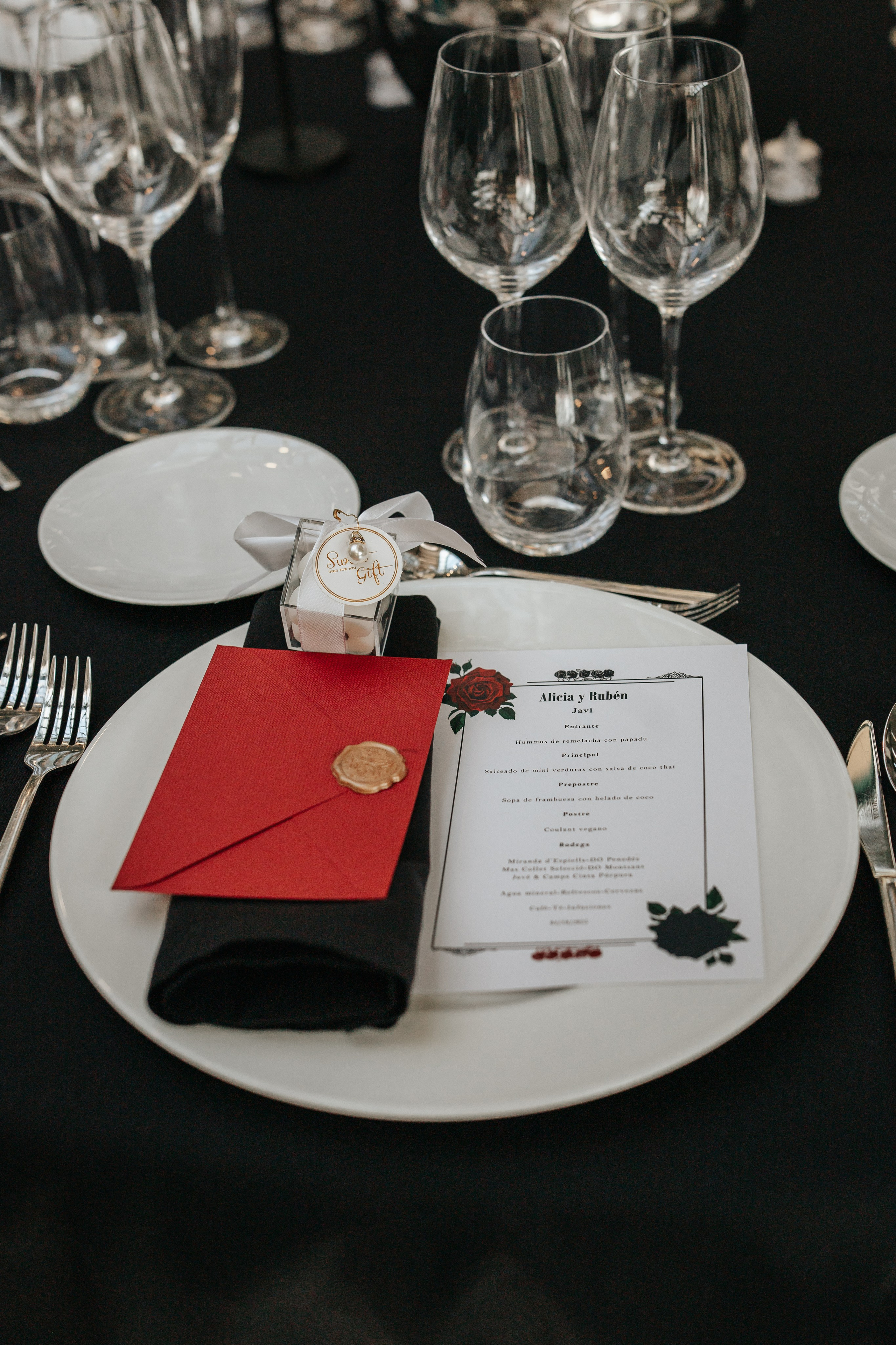 Alicia+Ruben, 04.10.2025, Ayuntamiento de Barcelona, Hotel Miramar. Wedding photographer in Catalonia