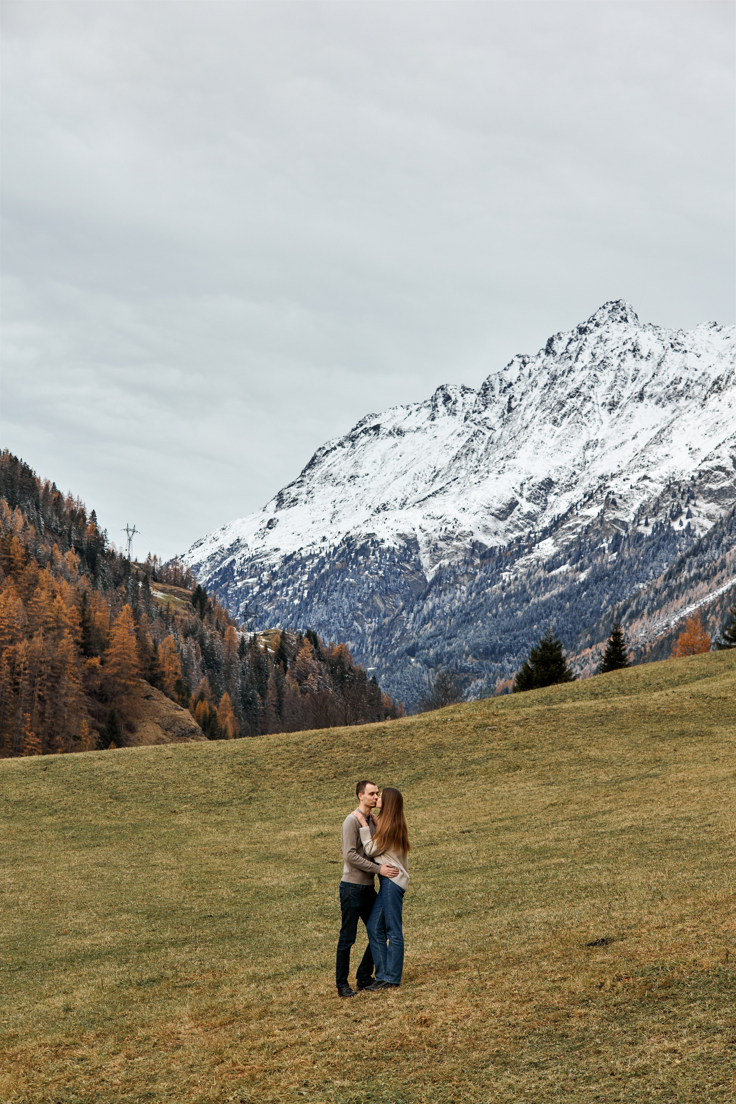 Lovestory in Zelden. Amazing photo session at a time convenient for you. Y