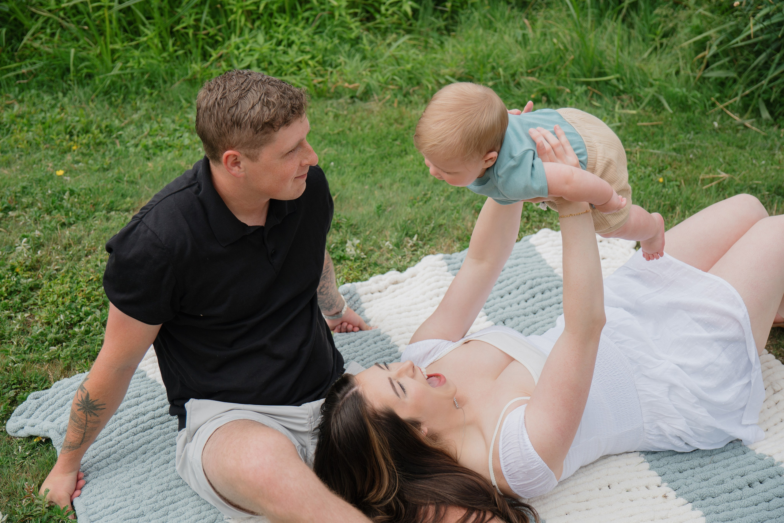 Austin’s family. Photographer in Washington Sophia D