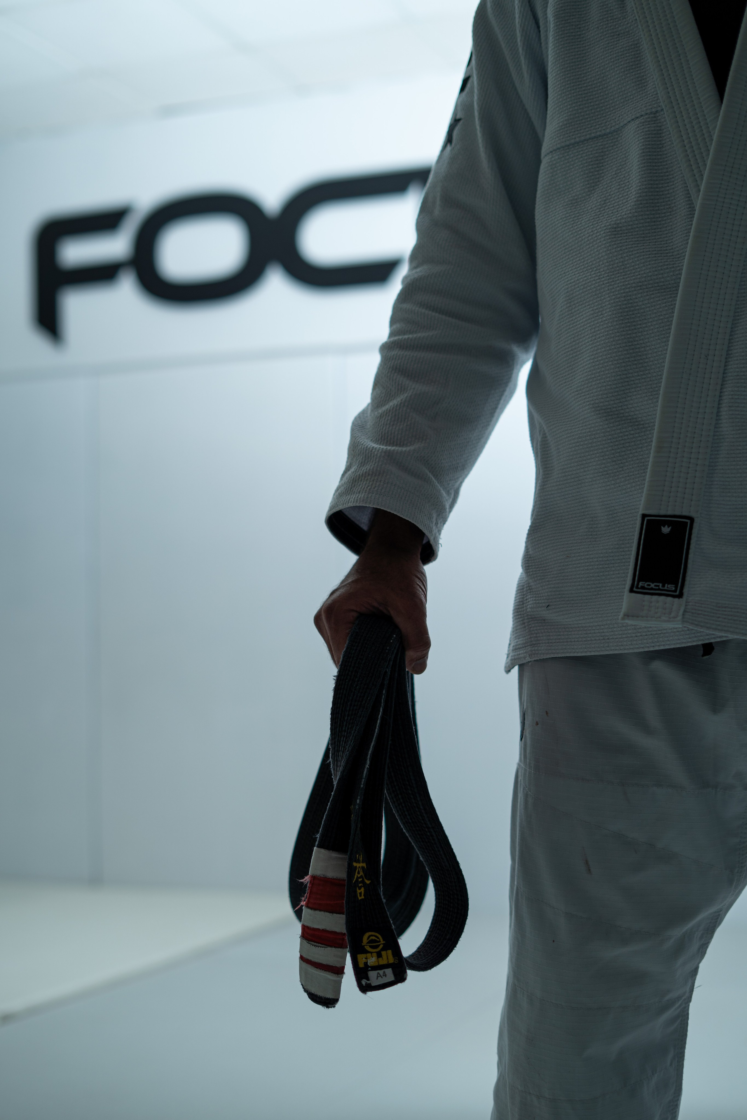 Alexandre Azevedo. Frames by Giovani Braga