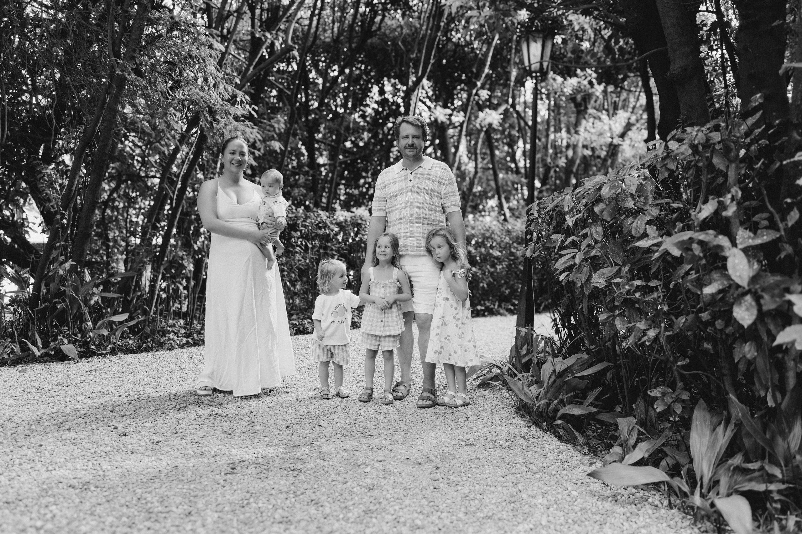Family moments in Como Lake. PHOTOGRAPHER IN ITALY