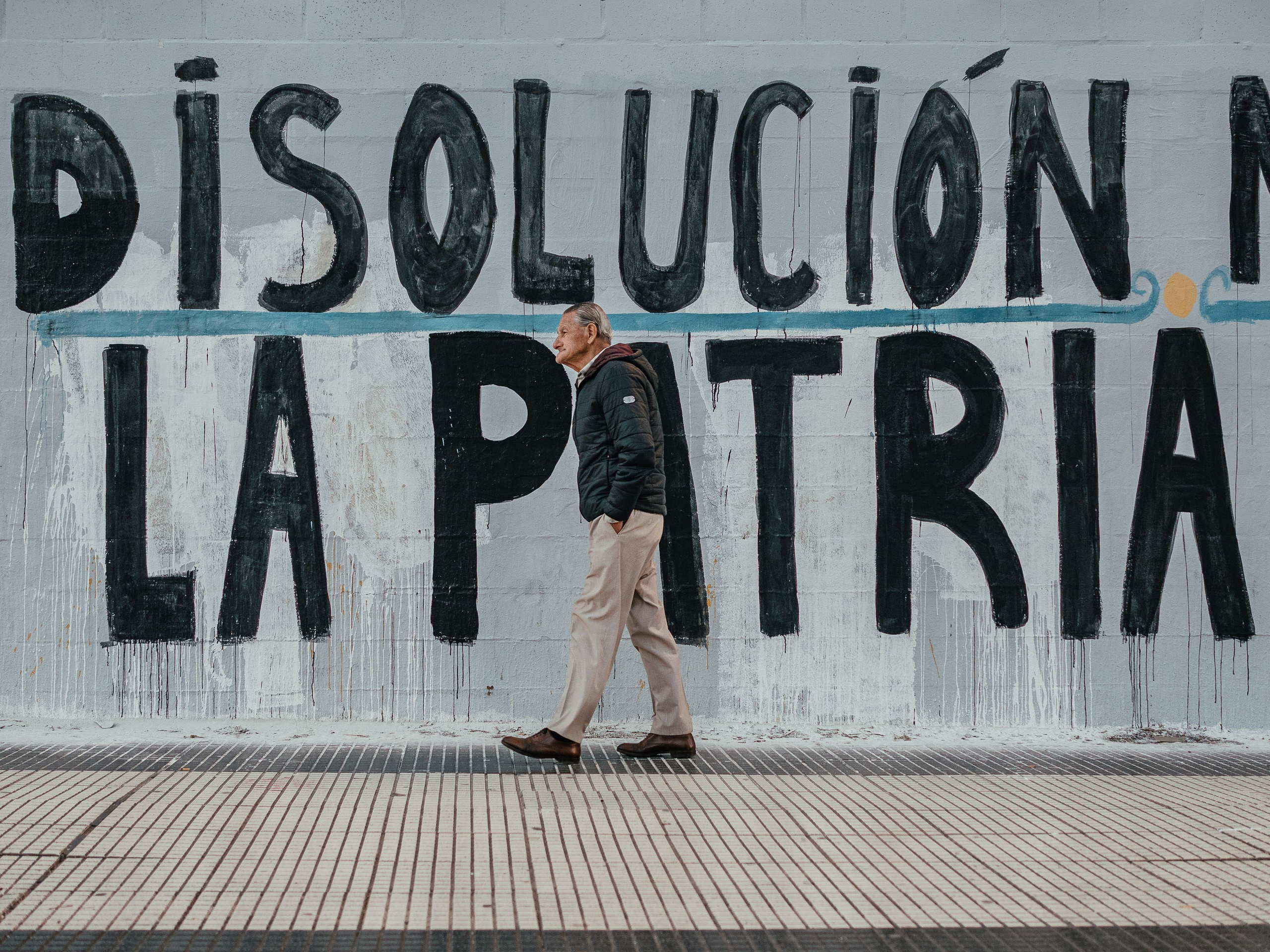 Downtown Buenos Aires, Argentina. Federico Borobio, street and documentary photography.