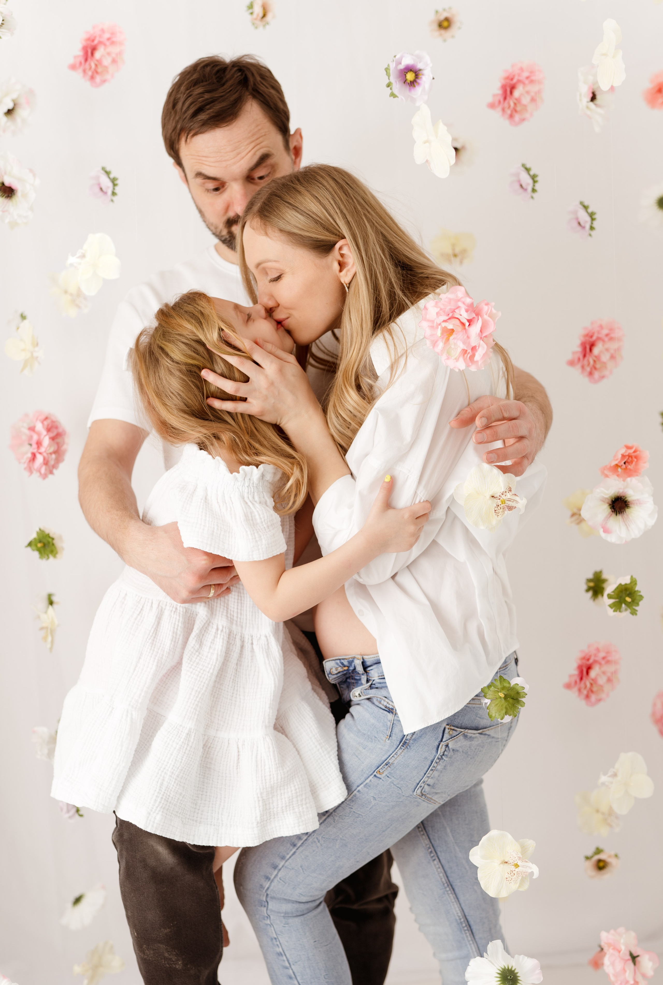 Sesja wiosenna. Fotograf Łódź - sesja ciążowa, noworodkowa, dziecięca. Studio w Łodzi