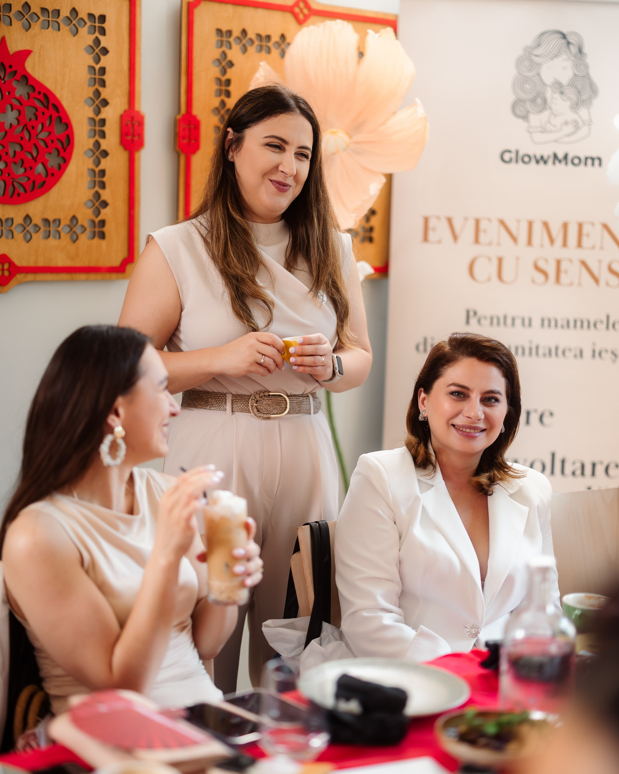 Glow Mom 2. Marius Ciocan