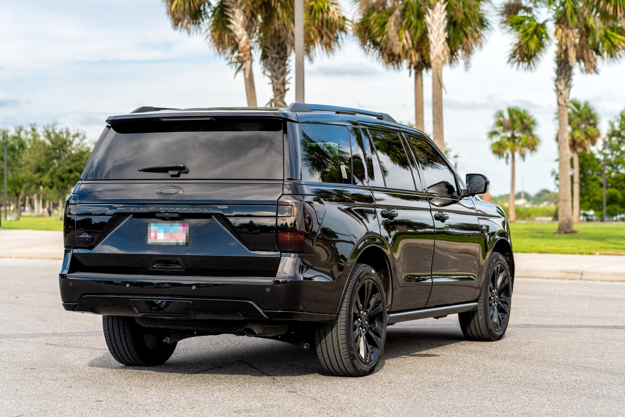 Vehical photography. Masha Kapriyanchuk a real estate photographer