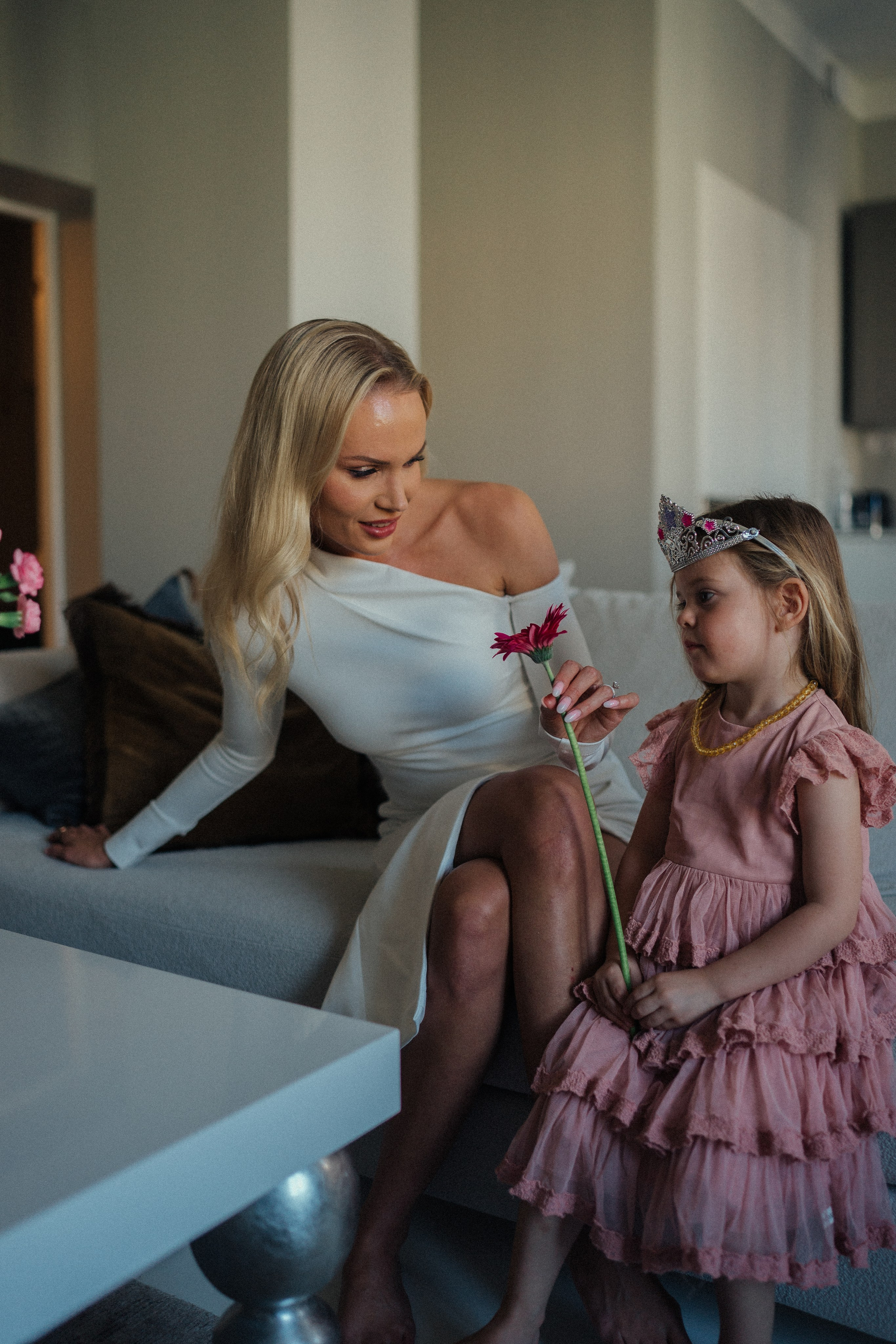 L&H. Wedding and potrait photographer in Helsinki Vickan O