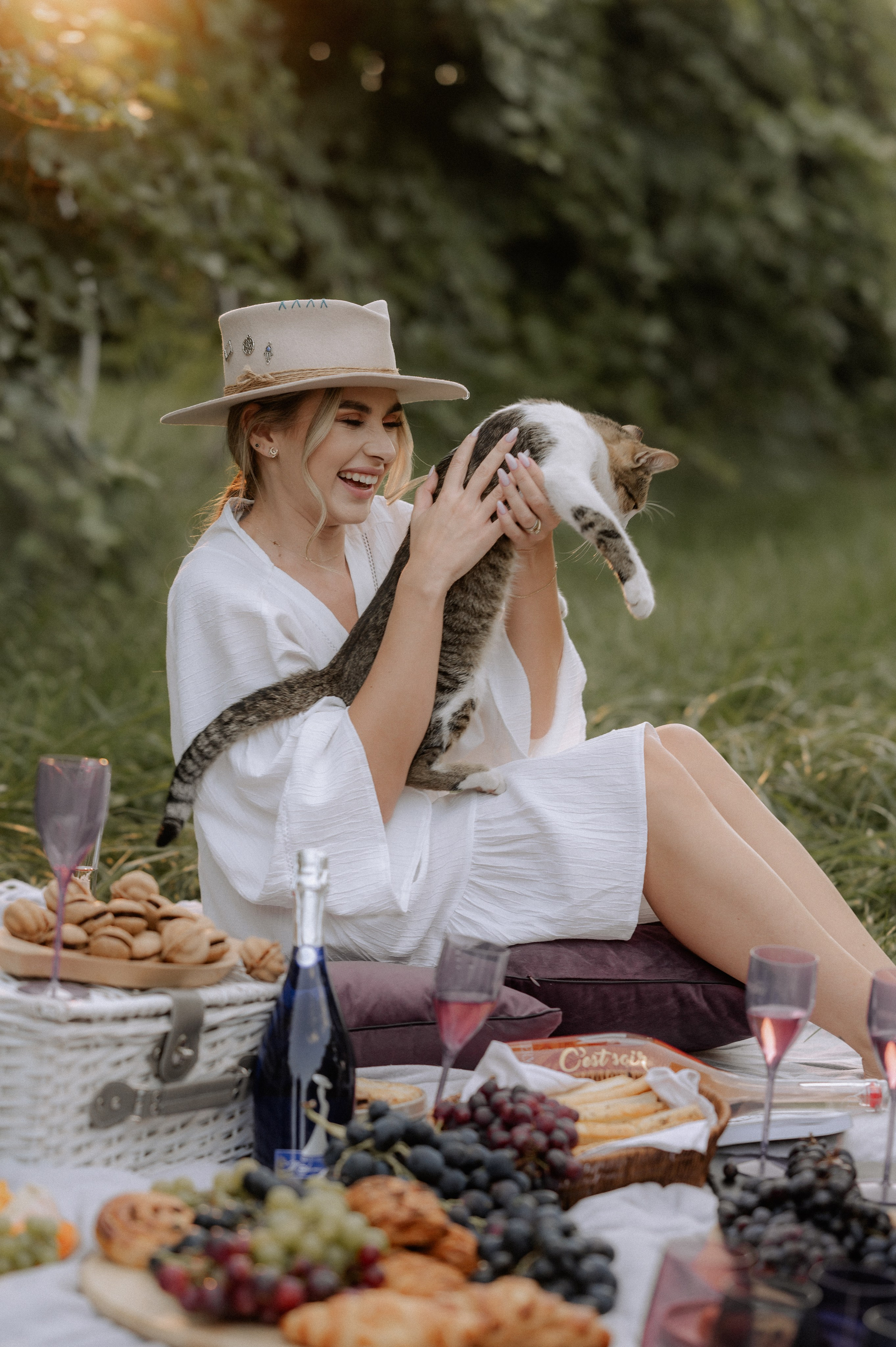 Sedinta foto in natura. Proud Vision Weddings | Wedding Photography & Film — Servicii profesionale Foto Video Nunta Iasi