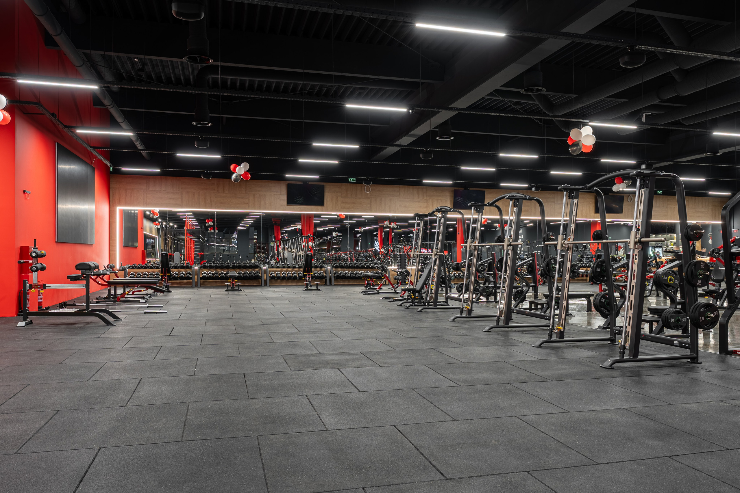 WEST GYM PARK MAXX. Професионален фотограф в Пловдив и областта