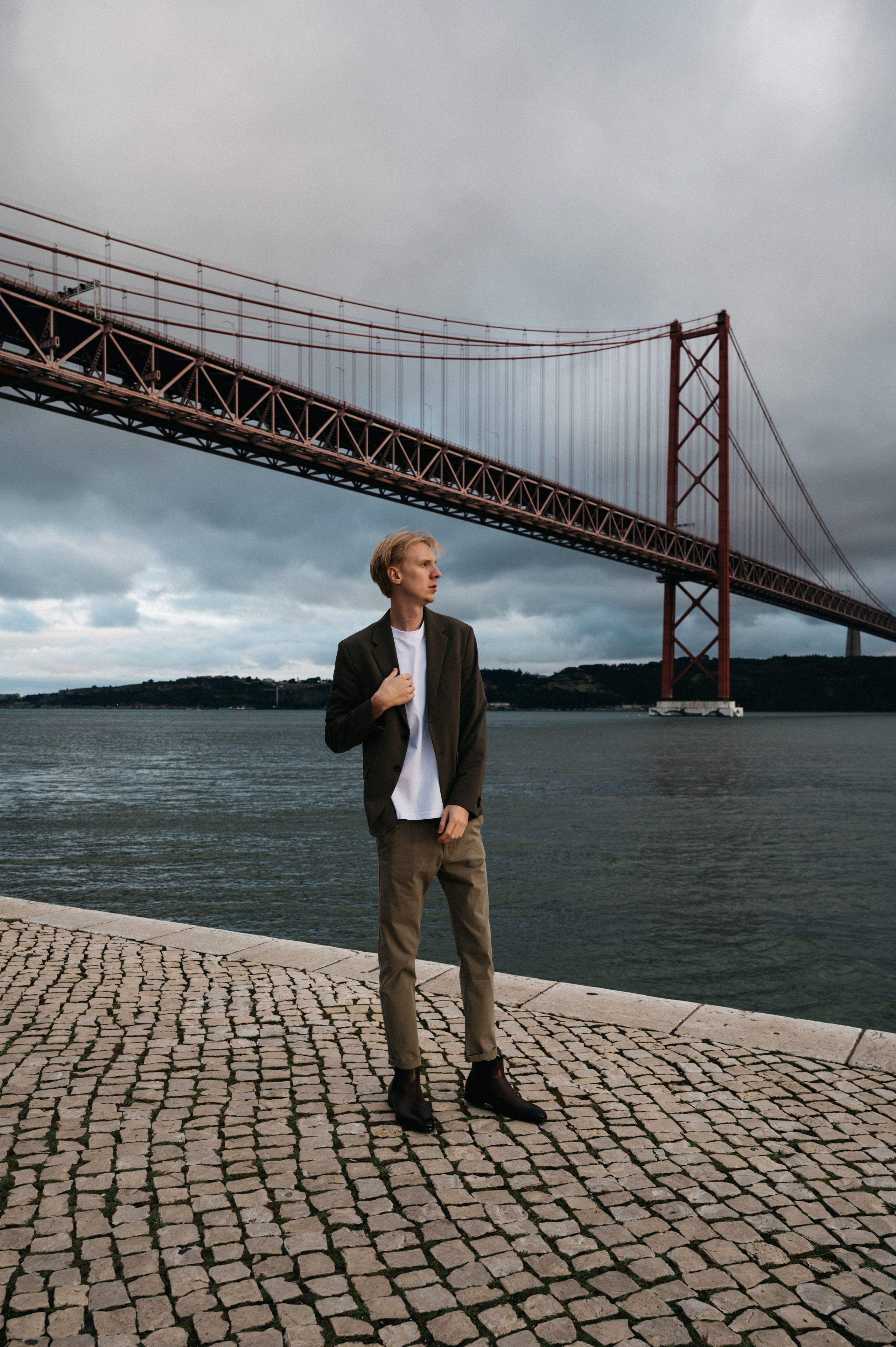 WINDY. Wedding and commercial photographer