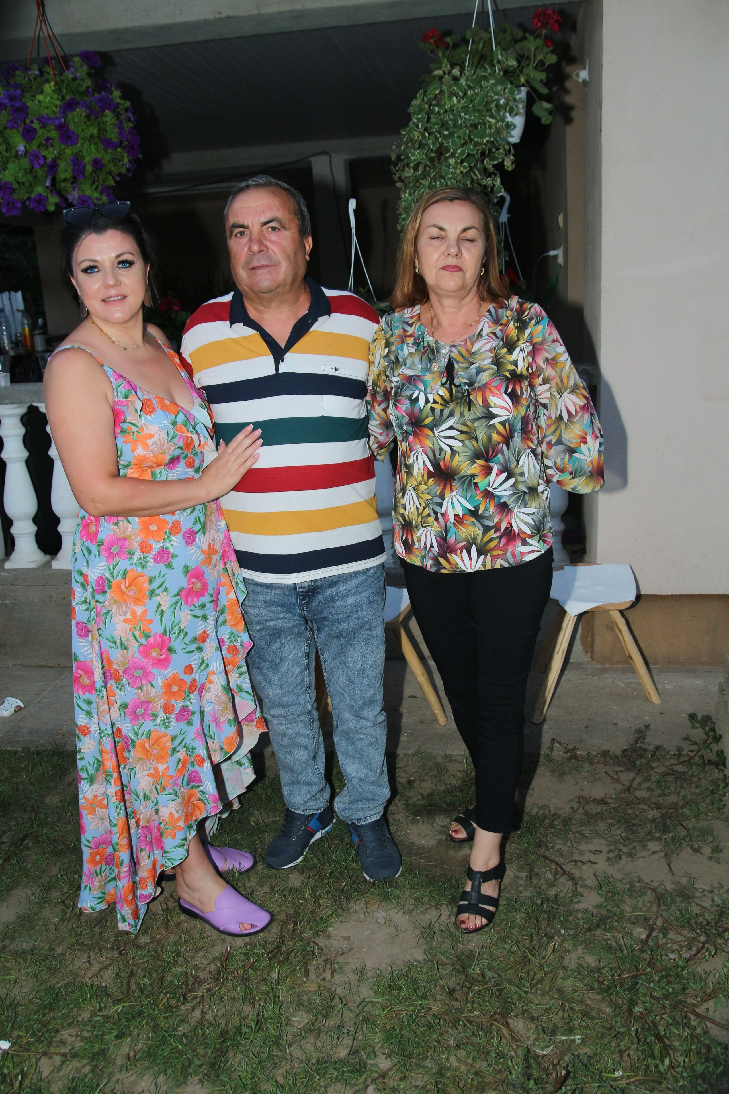 BYZO MEDIA. PETRU BYZO - family and children photographer in ROMANIA