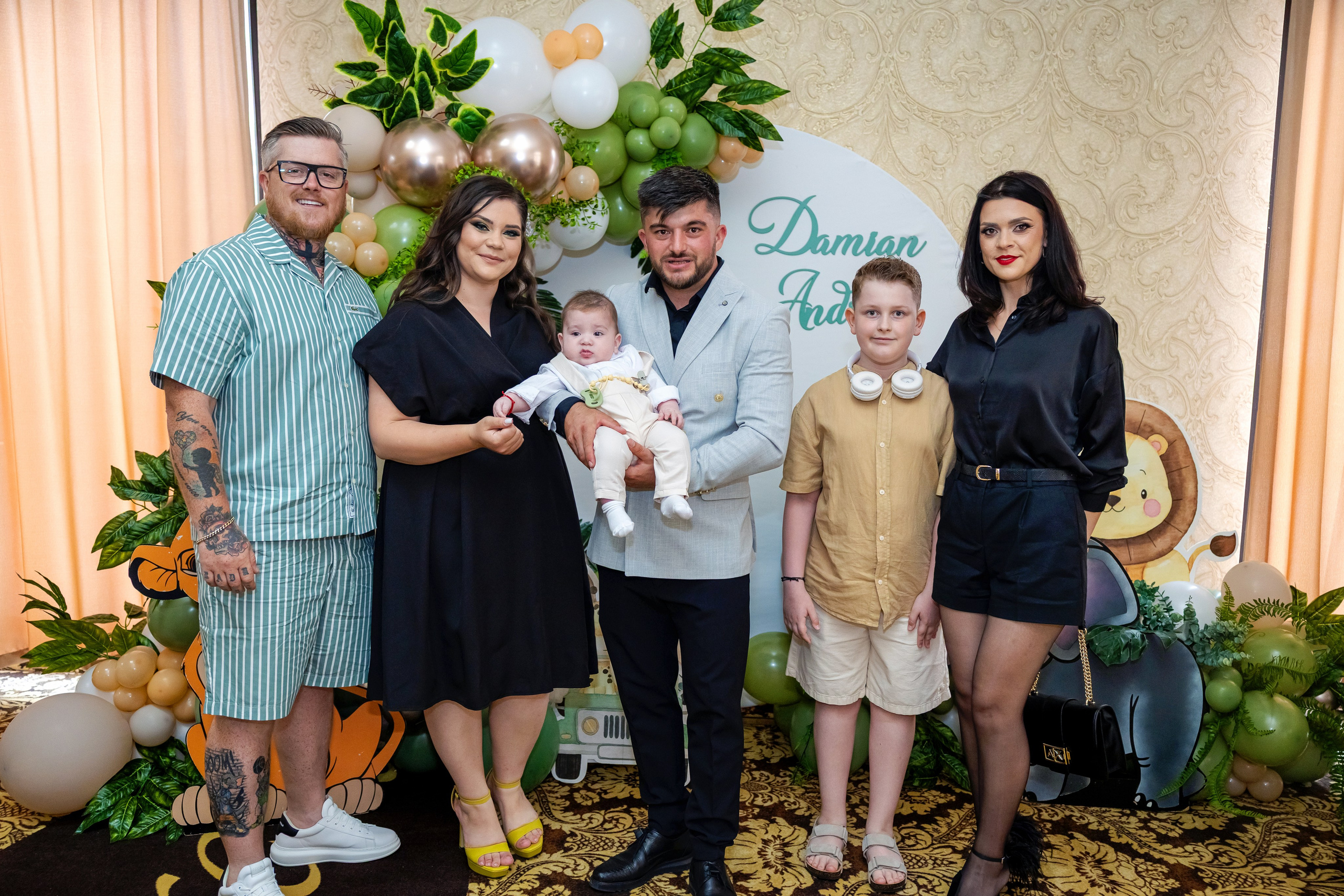 Andrei Damian. Moments By Gub