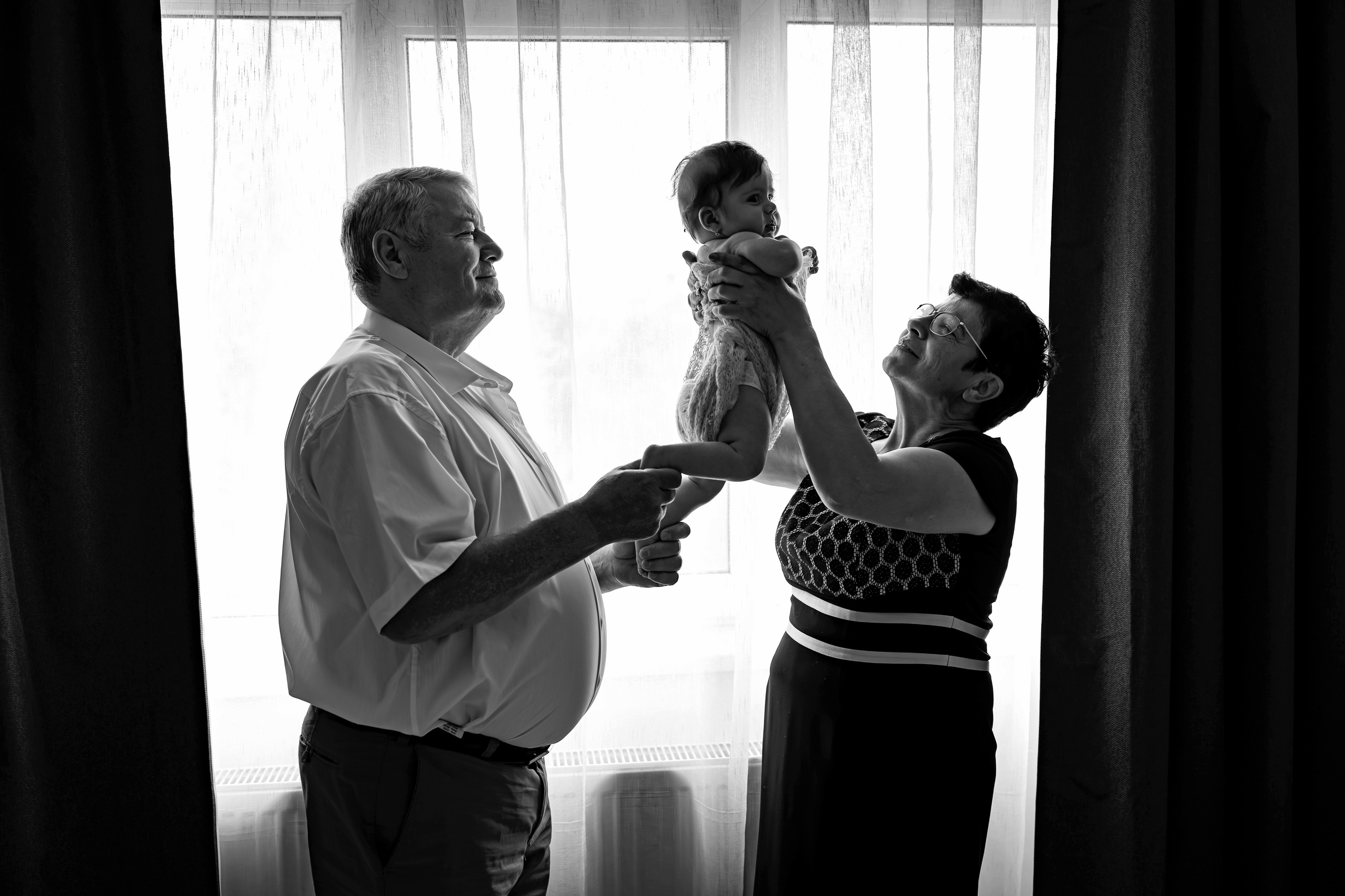 Iris Stefania. Moments By Gub